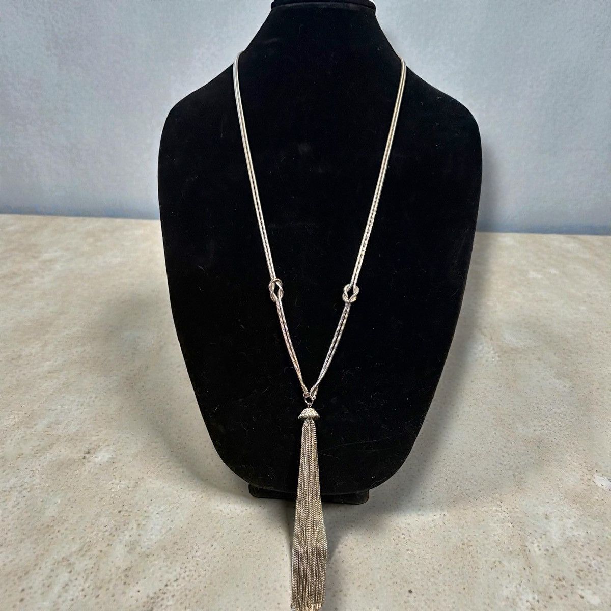 Other Long silver tone snake chain tassel necklace Size ONE SIZE - 1 Thumbnail