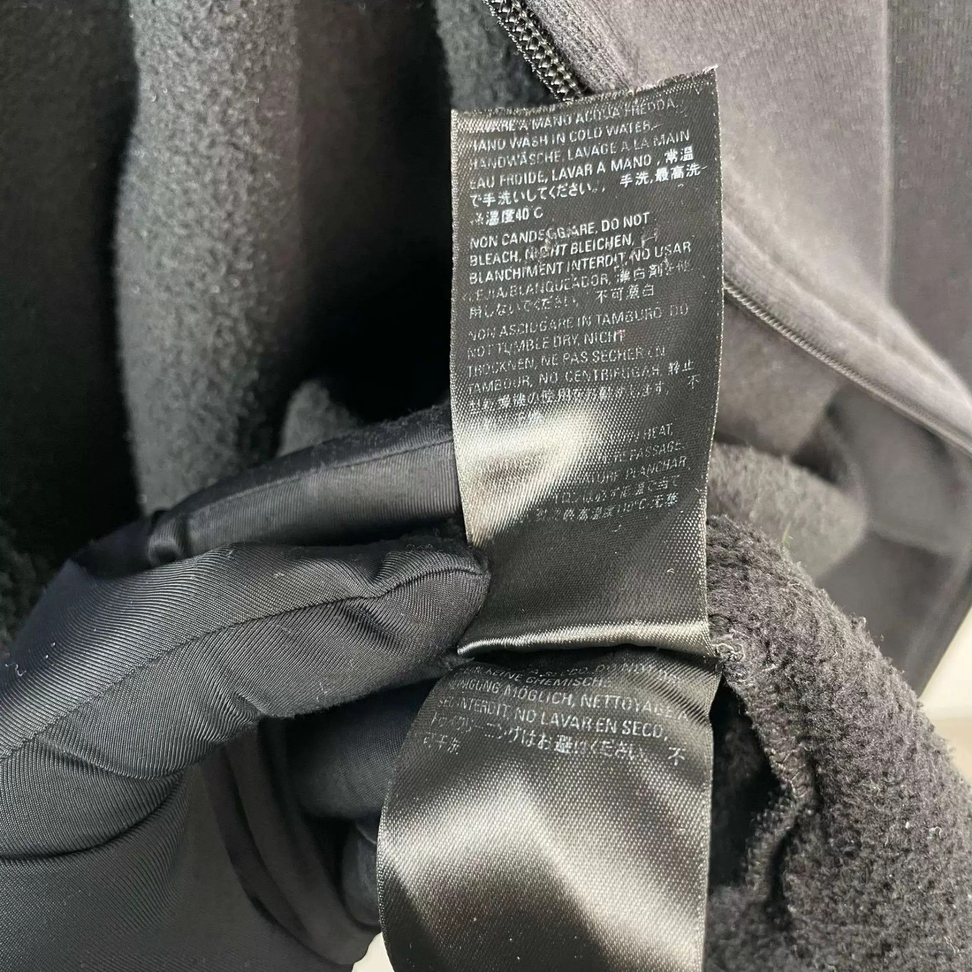 Balenciaga Balenciaga Black Hoodie XS 95 New Size US XS / EU 42 / 0 - 9 Thumbnail
