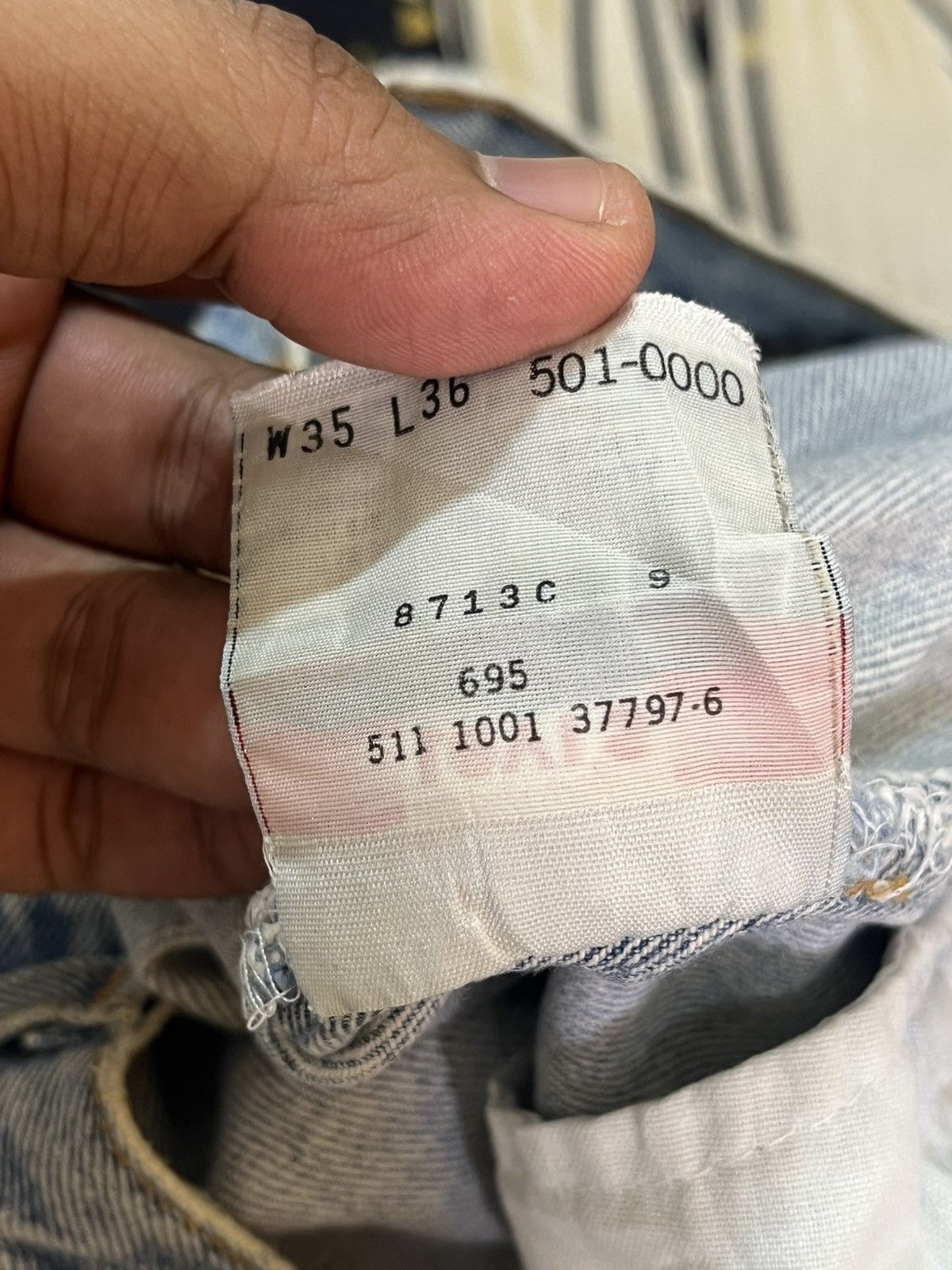 Levi's Vintage Levi’s 501 Faded Distressed Denim Size US 33 - 11 Thumbnail