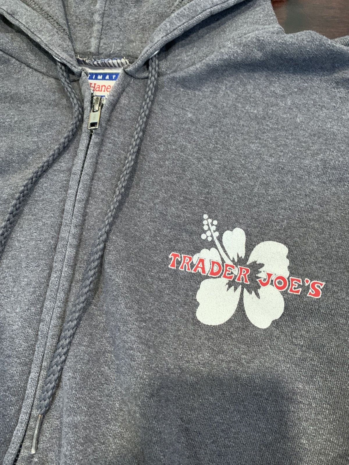 Hanes Vintage Trader Joes grey zip up Size US M / EU 48-50 / 2 - 4 Thumbnail