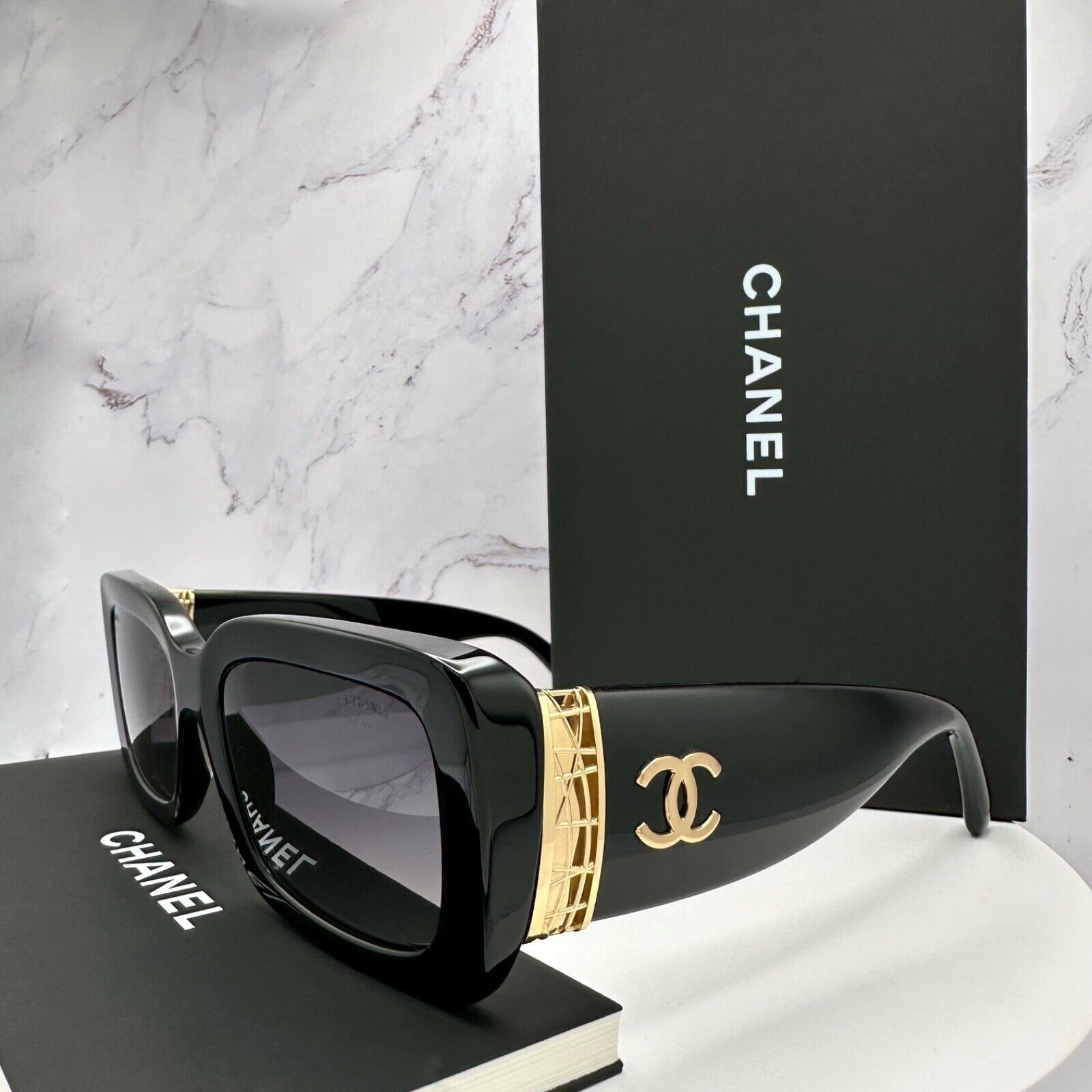 New CHANEL Sunglasses Polarized Black Gold Metal display picture 3