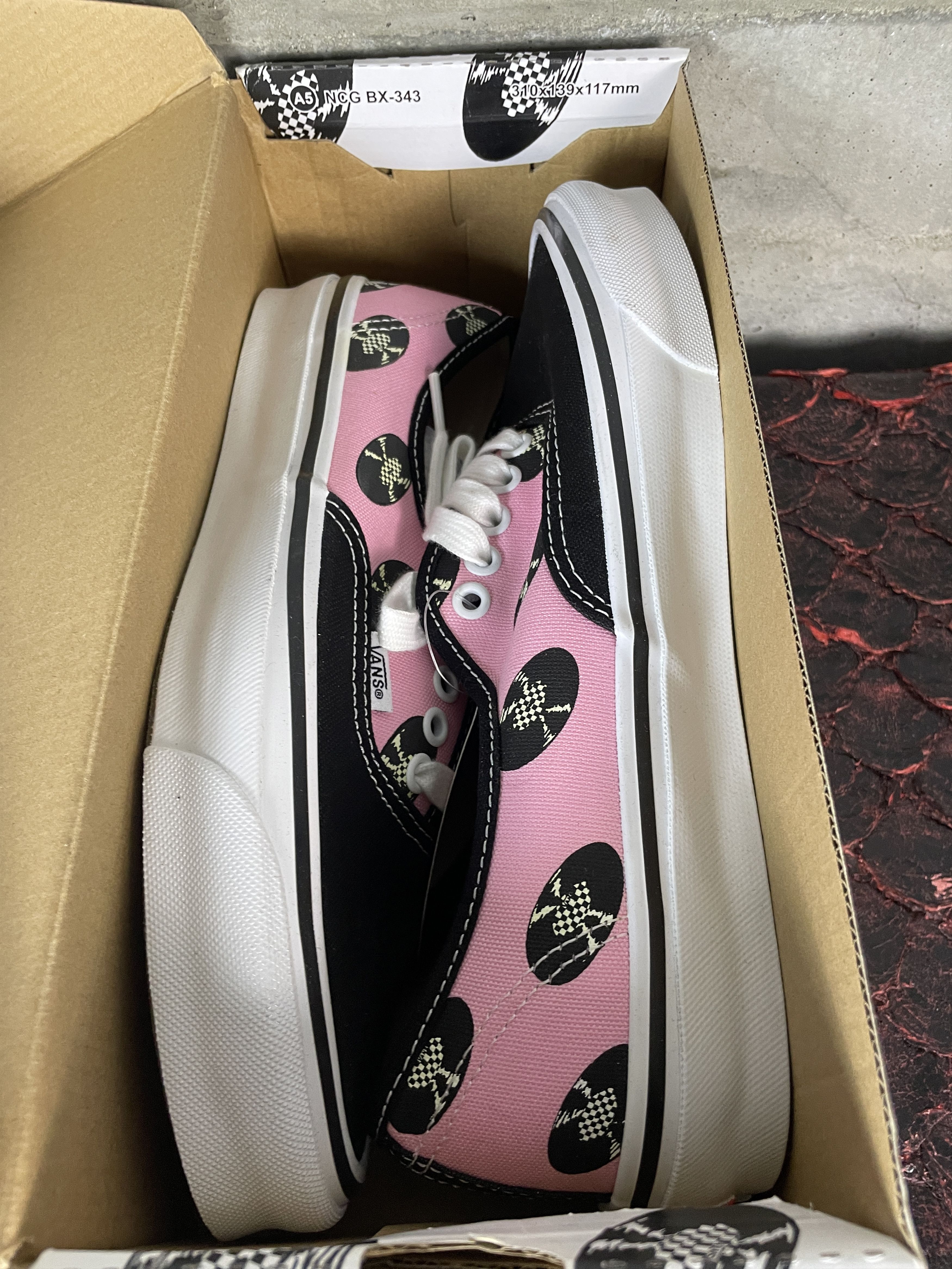 Vans × Wacko Maria Vans Wacko Maria x Authentic LX 'Records Pink' Size US 8.5 / EU 41-42 - 3 Thumbnail