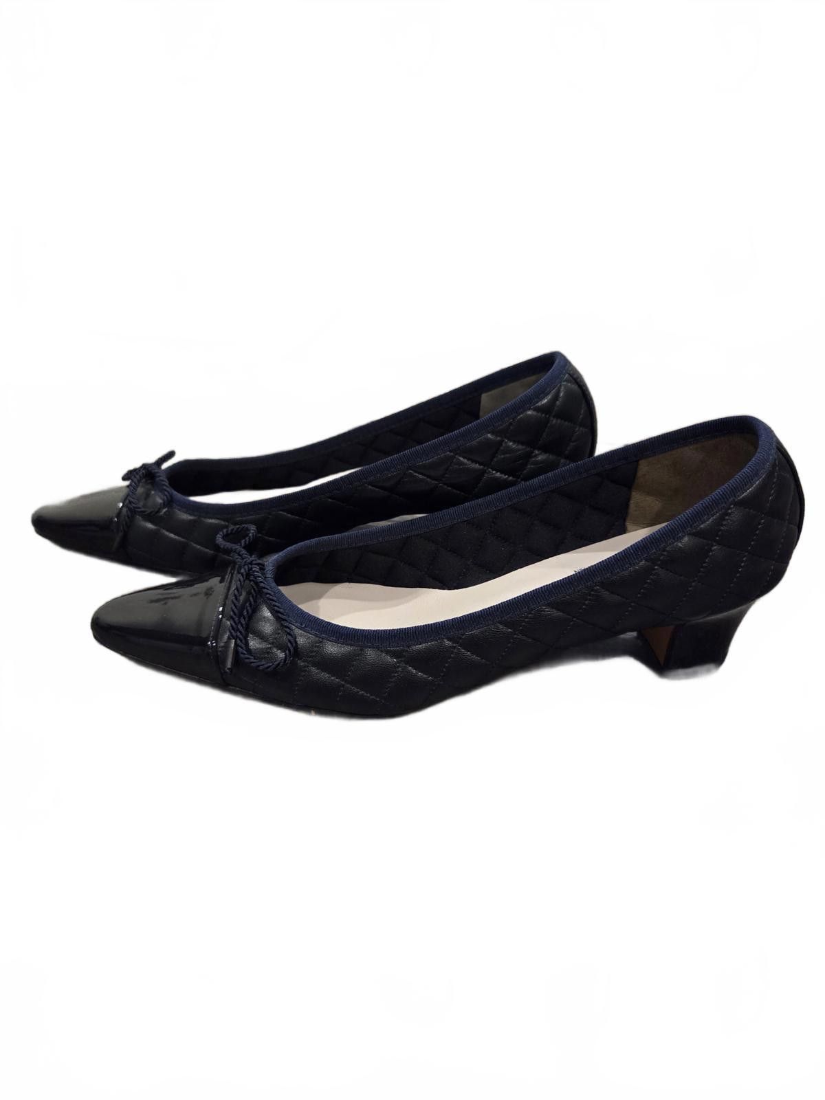 Other Paul Mayer Attitudes Quilted Cap Toe Pump NIB (New) Size US 7.5 / IT 37.5 - 2 Thumbnail