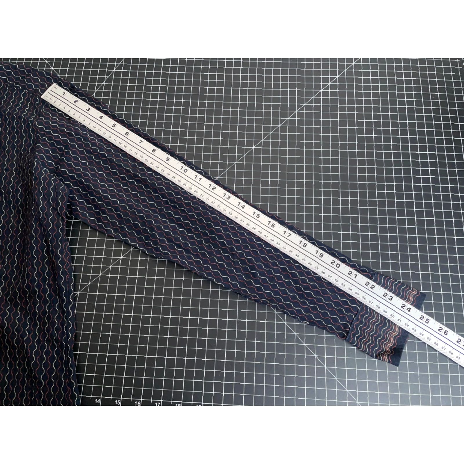 Arrow VINTAGE Arrow Shirt Men Adult Medium Dark Blue Geometric 70s Retro Disco Sheer Size US M / EU 48-50 / 2 - 7 Thumbnail