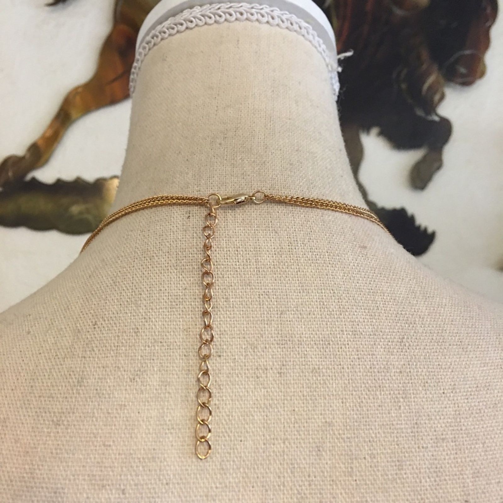 Vintage Vintage gold tone leaf body jewelry necklace Size ONE SIZE - 5 Thumbnail