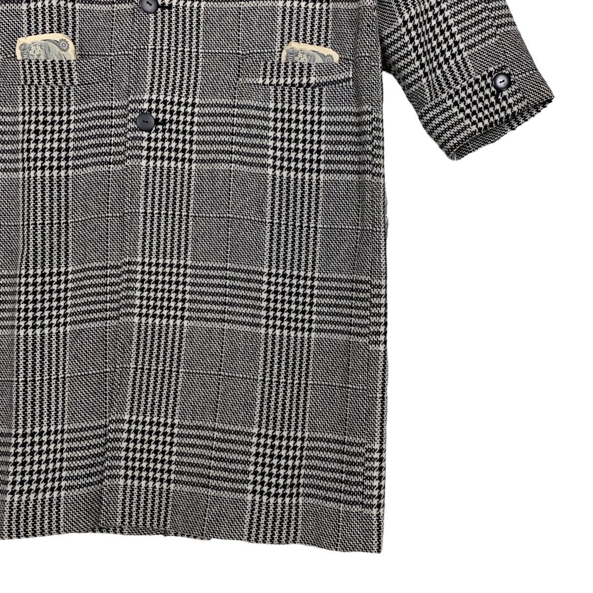 Benetton Vintage Benetton Checkered Wool Long Coat Size 46 Size US M / EU 48-50 / 2 - 8 Thumbnail
