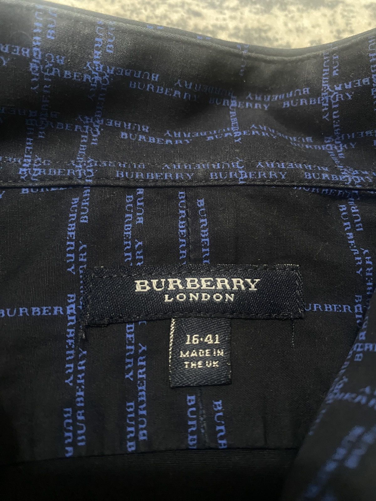 Burberry Vintage luxury fullprint with small logo shirt button up Size US L / EU 52-54 / 3 - 2 Thumbnail