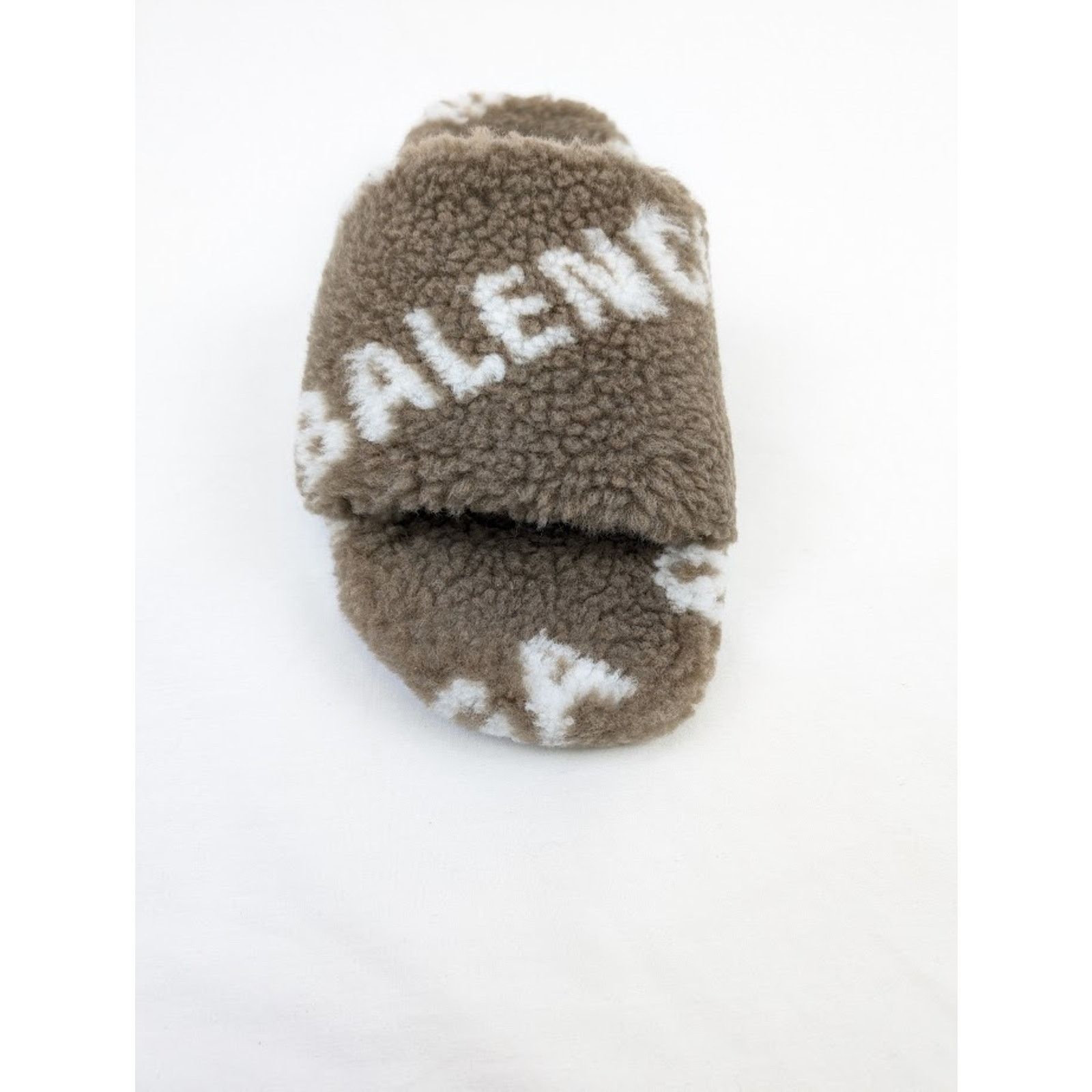 Balenciaga o1rshd1 All Over Logo Furry Slides in Dark Mink Grey/White Size US 11 / IT 41 - 8 Thumbnail