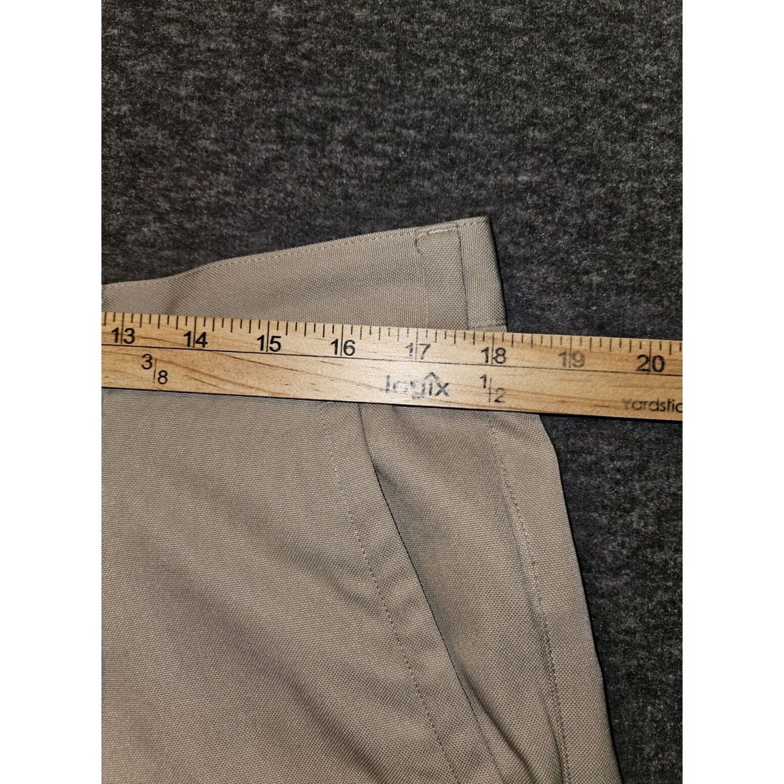 Nike Nike Golf Chino Shorts Men's 36 Khaki Pleated Fit Casual Outdoors Active Size US 36 / EU 52 - 3 Thumbnail