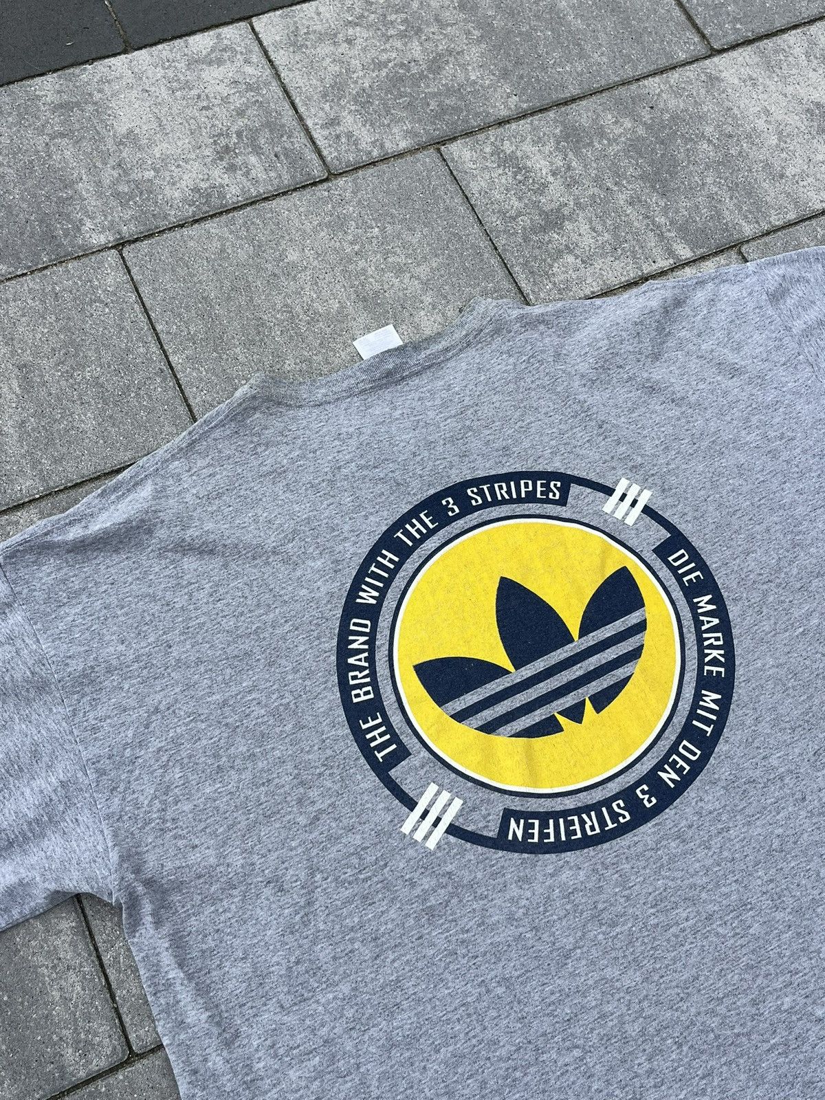 Adidas Vintage Adidas Tee 90’s Grey Size US XXL / EU 58 / 5 - 8 Thumbnail
