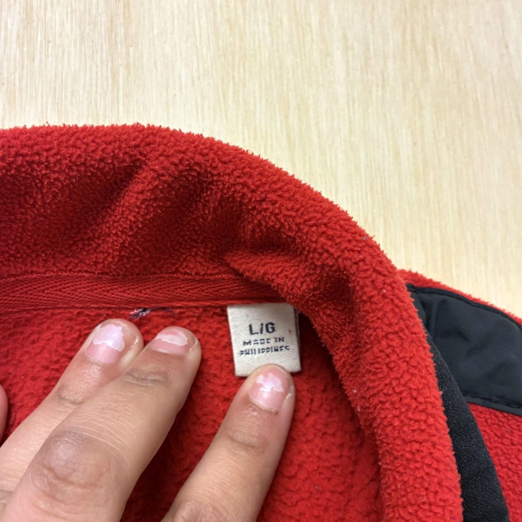 Tommy Hilfiger VINTAGE Tommy Hilfiger Jacket Mens Large Red Fleece Windbreaker Full Zip Size US L / EU 52-54 / 3 - 4 Thumbnail