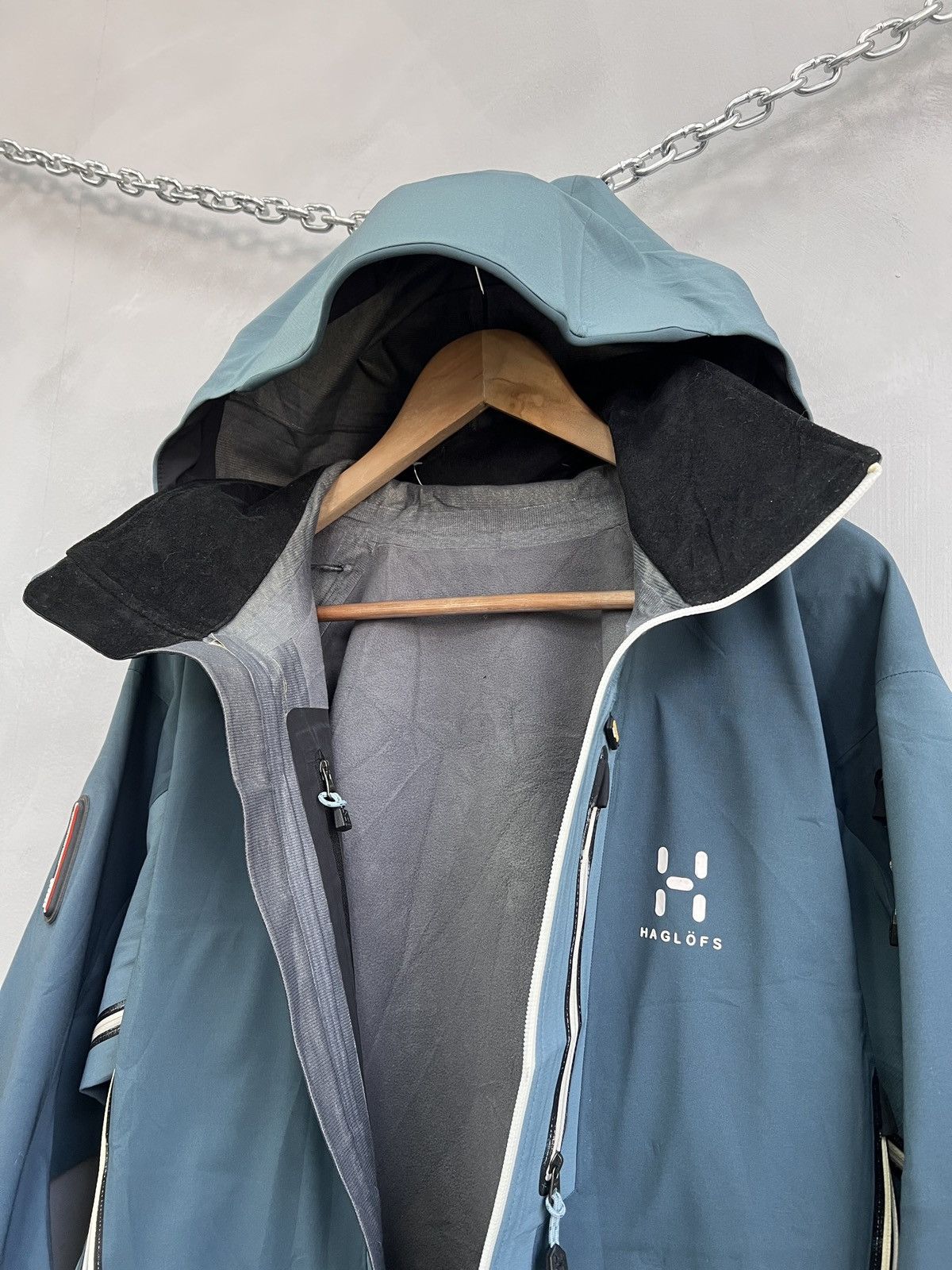 Haglofs Haglofs Blue Jacket rain gore Tex gorp core Style Size US S / EU 44-46 / 1 - 8 Thumbnail