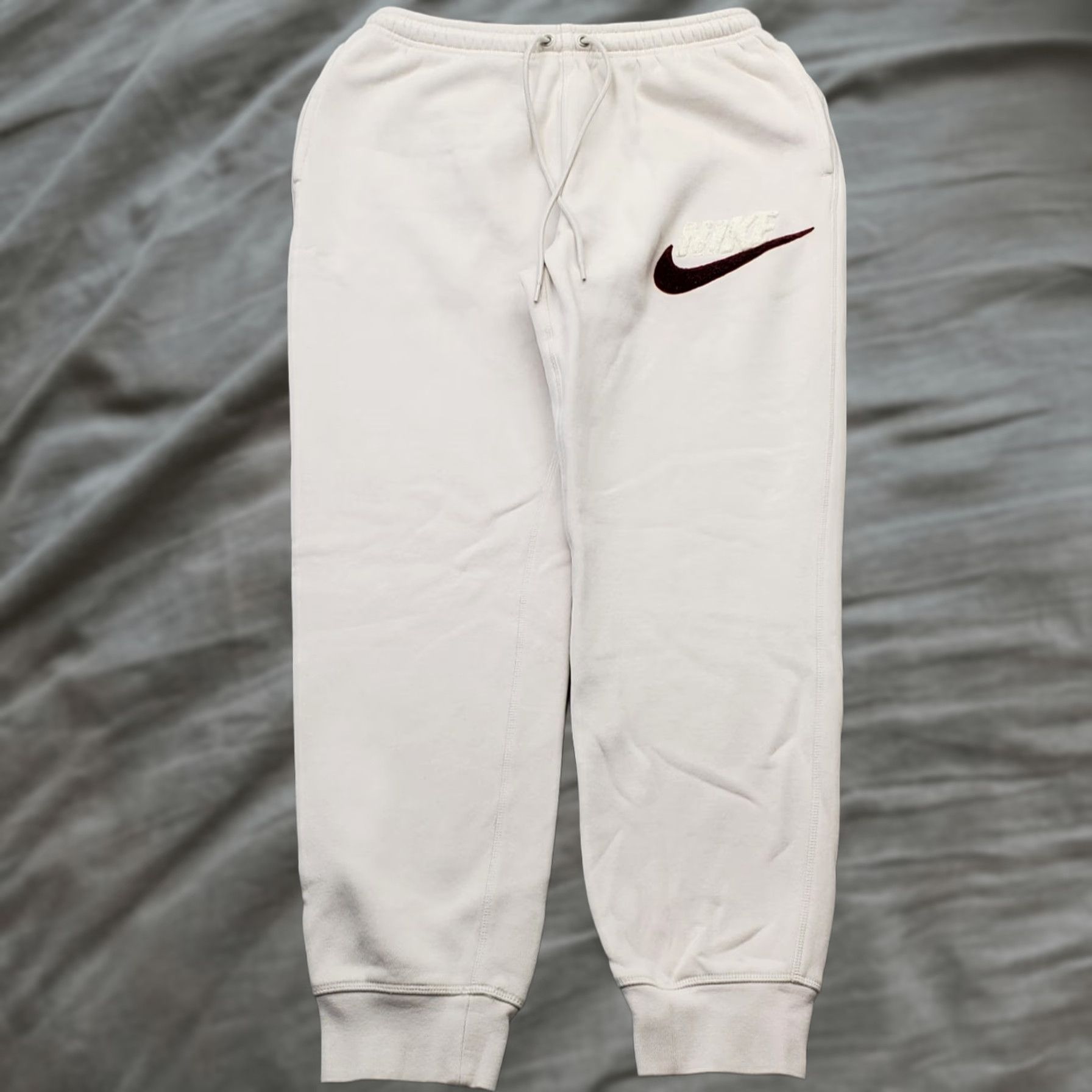 Nike Nike Sportswear Club Joggers Womens M Tan - Pants, Athletic, Fleece Lined, Swoosh Logo, 27" Inseam, 37" Outseam, Drawstring Waist, Casual Activewear Size 32" / US 10 / IT 46 - 1 Thumbnail