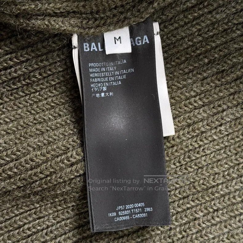 Balenciaga Balenciaga Black all-over print reversible Mastercard flee Size US M / EU 48-50 / 2 - 7 Thumbnail