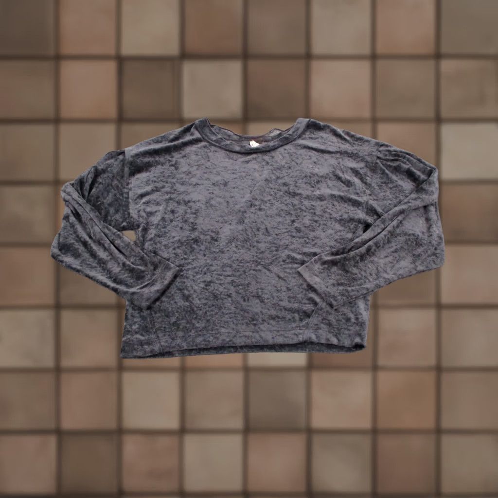 Free People Free People Shirt Womens S Gray Velvet Cropped Oversized Loose We The Free Size S / US 4 / IT 40 - 1 Thumbnail