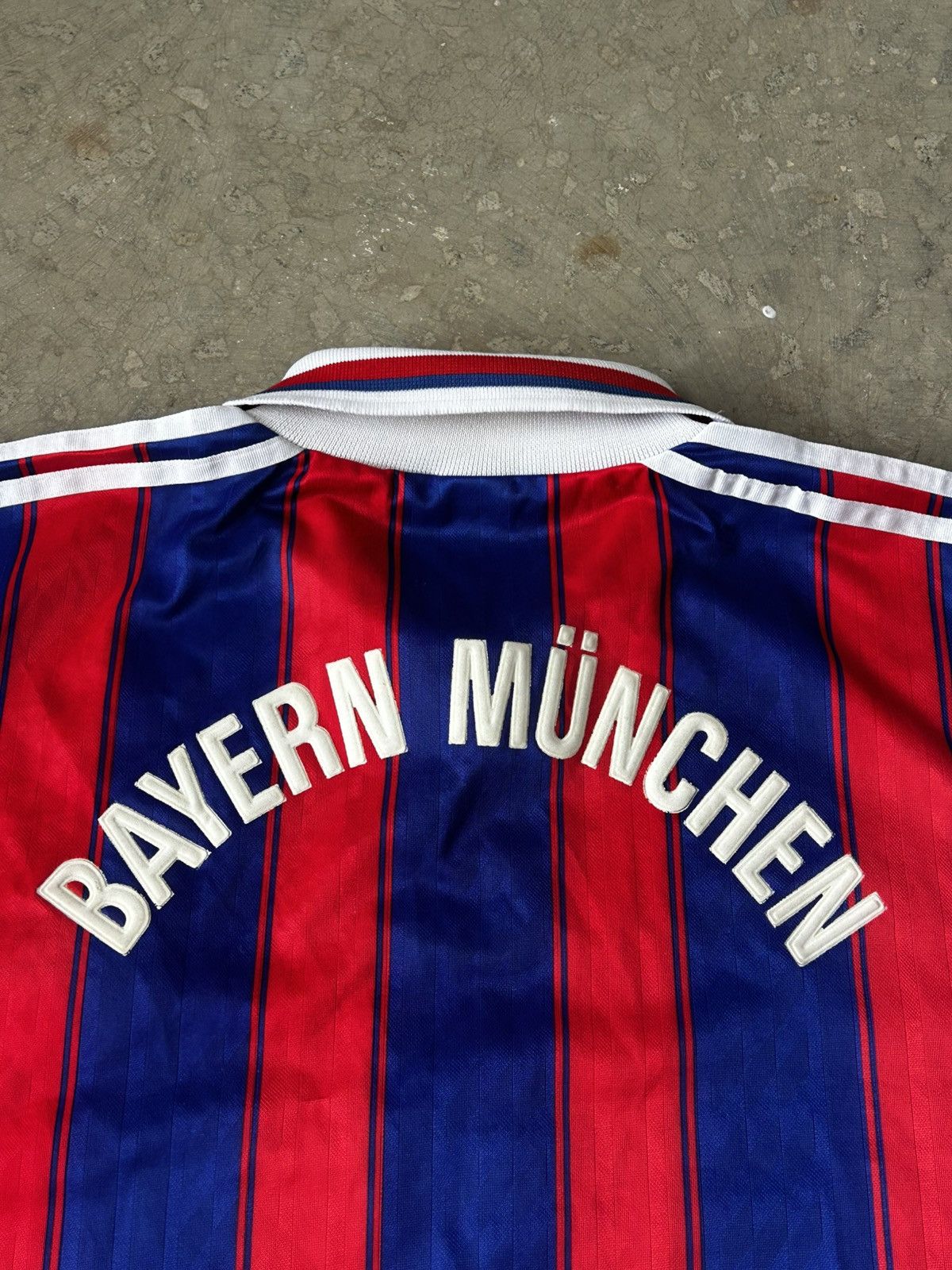 Adidas Adidas Bayern München Opel Vintage Soccer Jersey 1995/96 Size US L / EU 52-54 / 3 - 22 Thumbnail