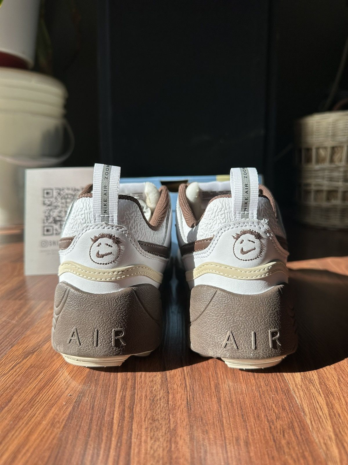 Nike × Travis Scott Nike Zoom Field Jaxx Travis Scott Light Chocolate Size 6.5M Size US 6.5 / EU 39-40 - 4 Thumbnail