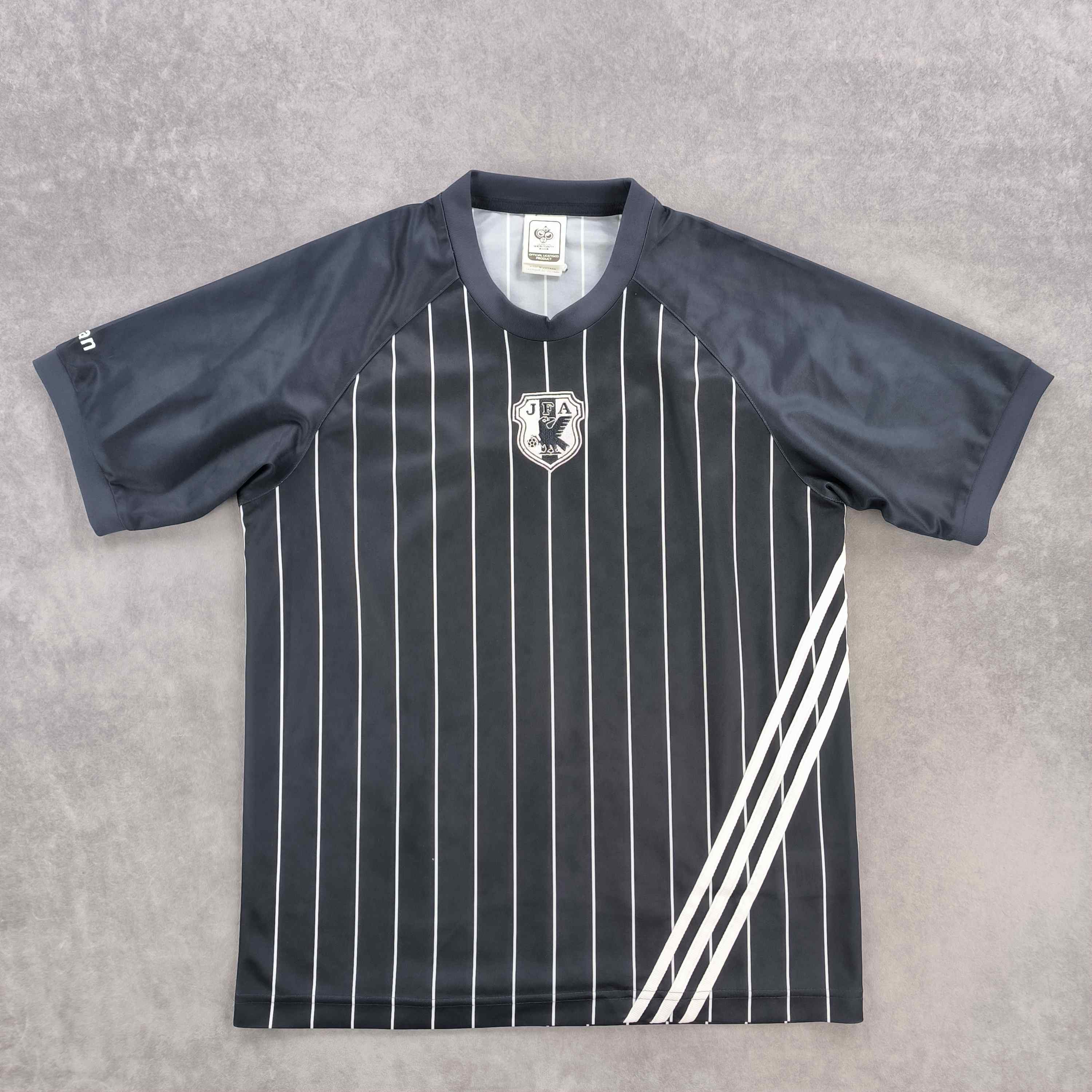 Adidas Japan 2006 Adidas World Cup training football jersey size XS Size US XS / EU 42 / 0 - 1 Thumbnail