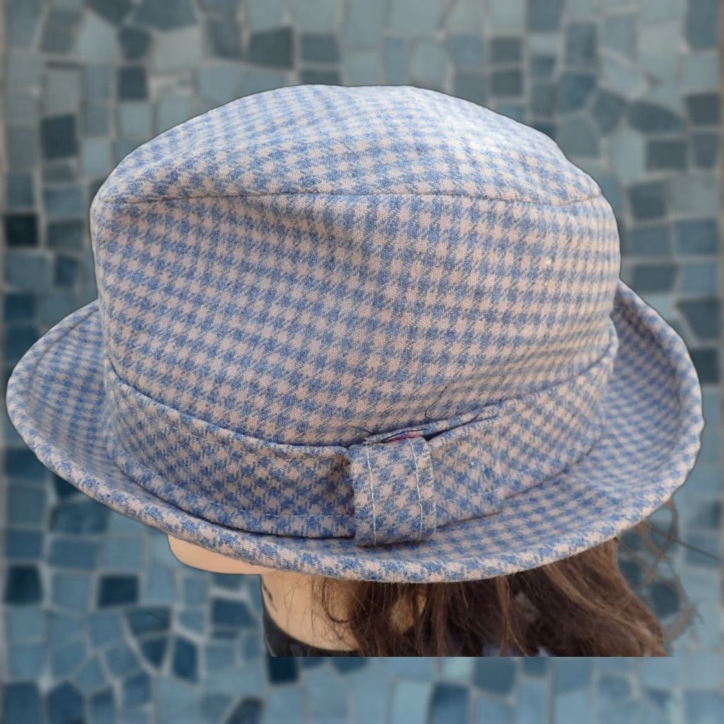 Pendleton VINTAGE Pendleton Fedora Hat Mens PenDELTON Blue Brown Plaid 7 1/4 Wool Trilby Woolen Mills USA Fall Winter 80s 90s Classic Boho Distressed Lined Mens Size ONE SIZE - 1 Thumbnail