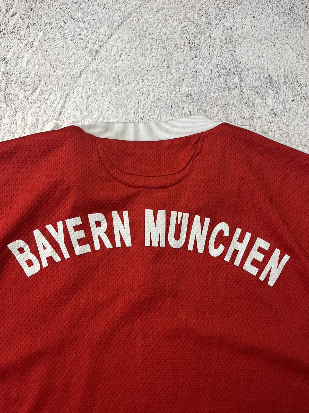 Adidas ADIDAS FC Bayern Munchen Mens Football Shirt Jersey Red Size US L / EU 52-54 / 3 - 22 Thumbnail