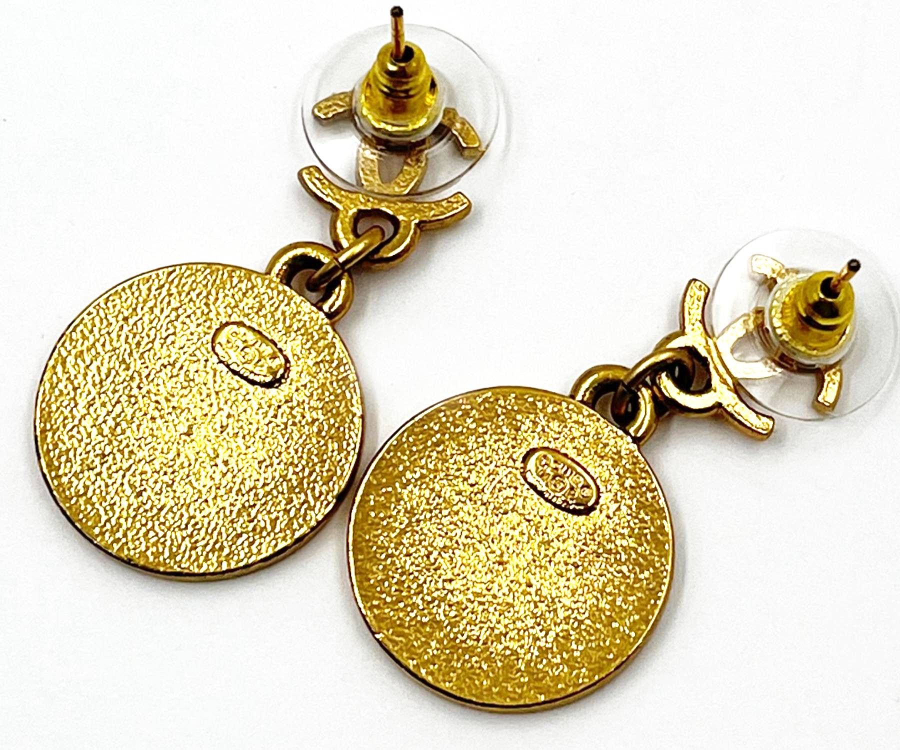Chanel Chanel Gold Plated CC Star Round Black Coin Dangle Earrings Size ONE SIZE - 4 Thumbnail