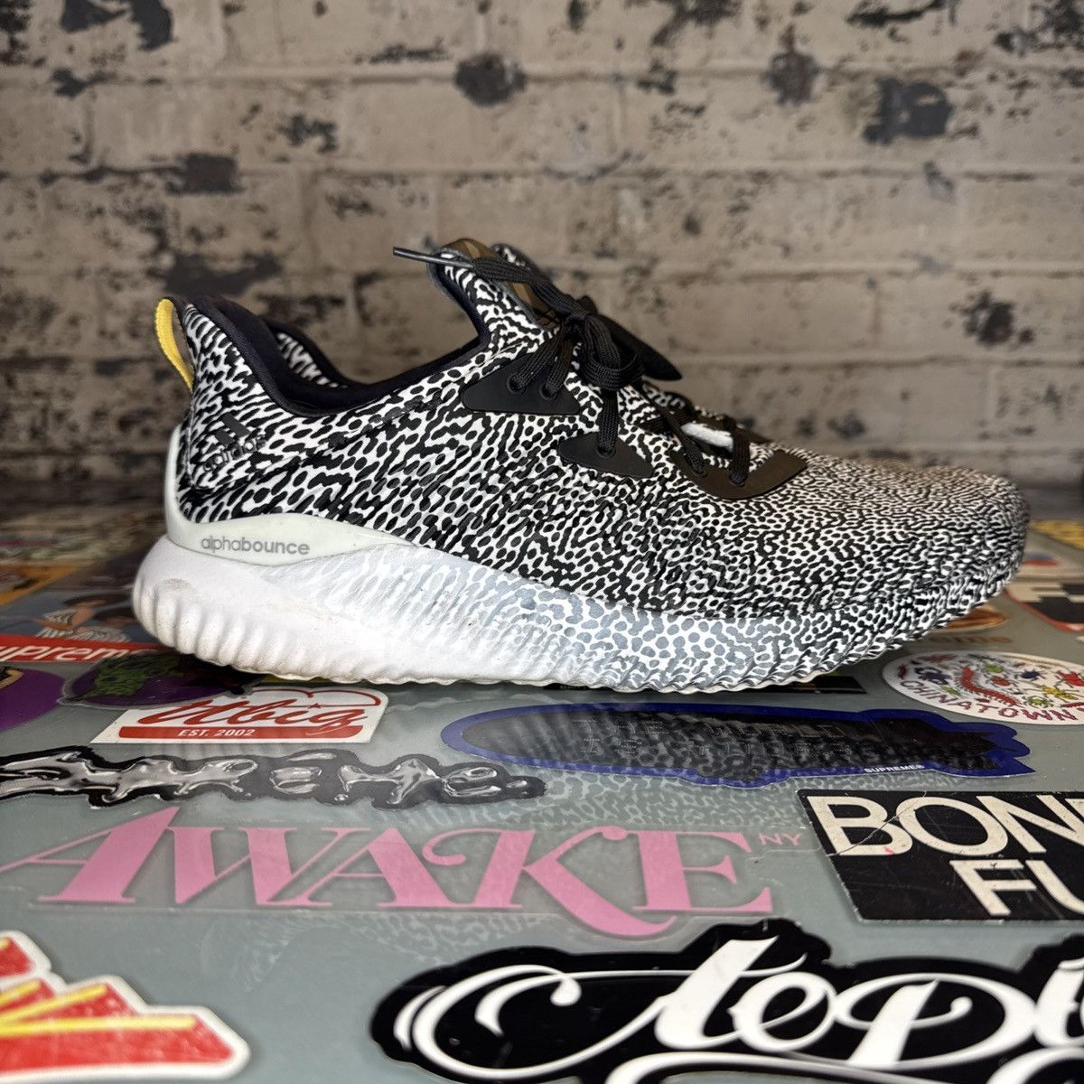 Adidas Adidas AlphaBounce Aramis Motion Capture Sz 9 Black B54366 Size US 9.5 / EU 42-43 - 3 Thumbnail