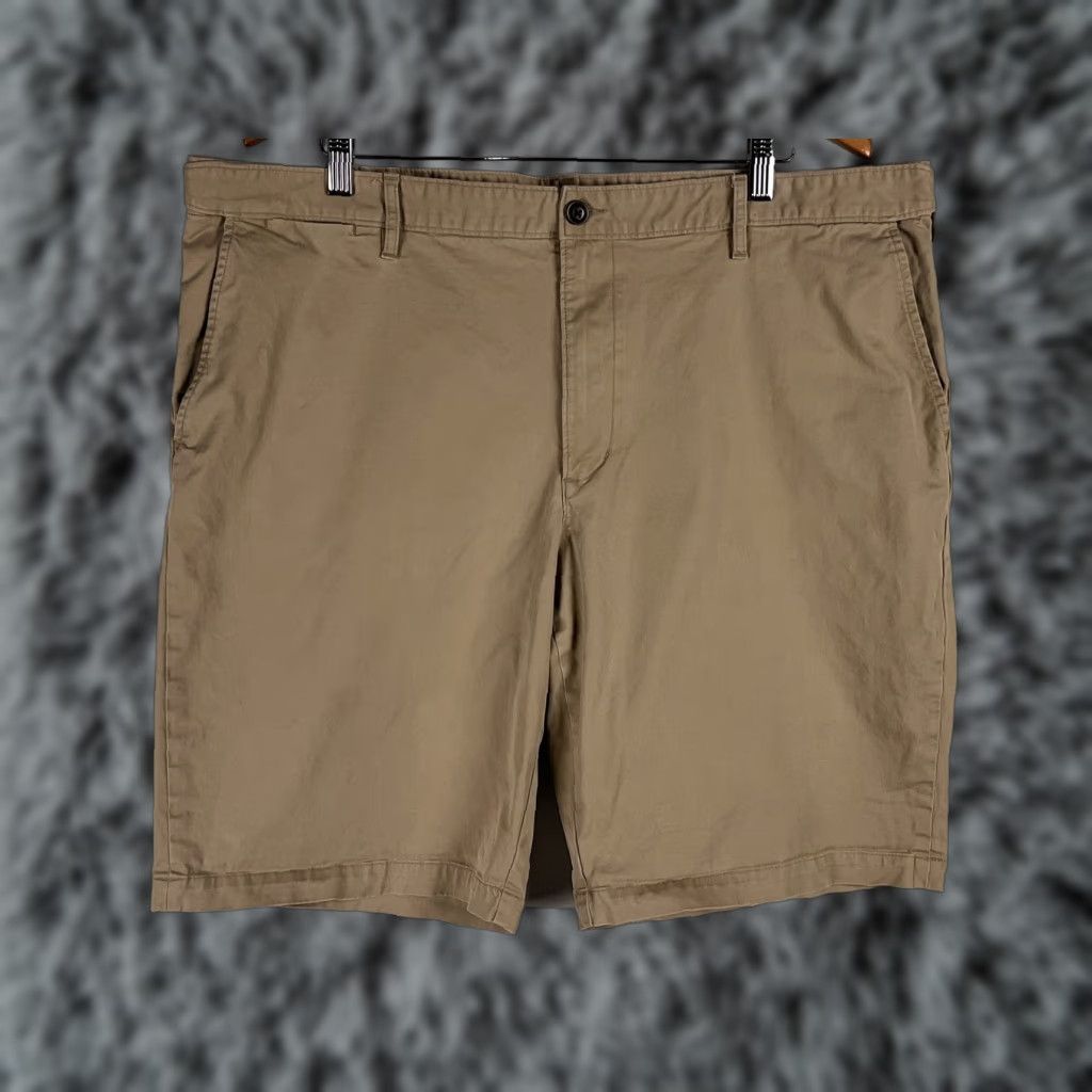 Lands' End Lands’ End Chino Shorts 42 GUC Traditional Fit Flat Front Elastic Inserts Tan Mens Sz 42 Size US 42 / EU 58 - 1 Thumbnail