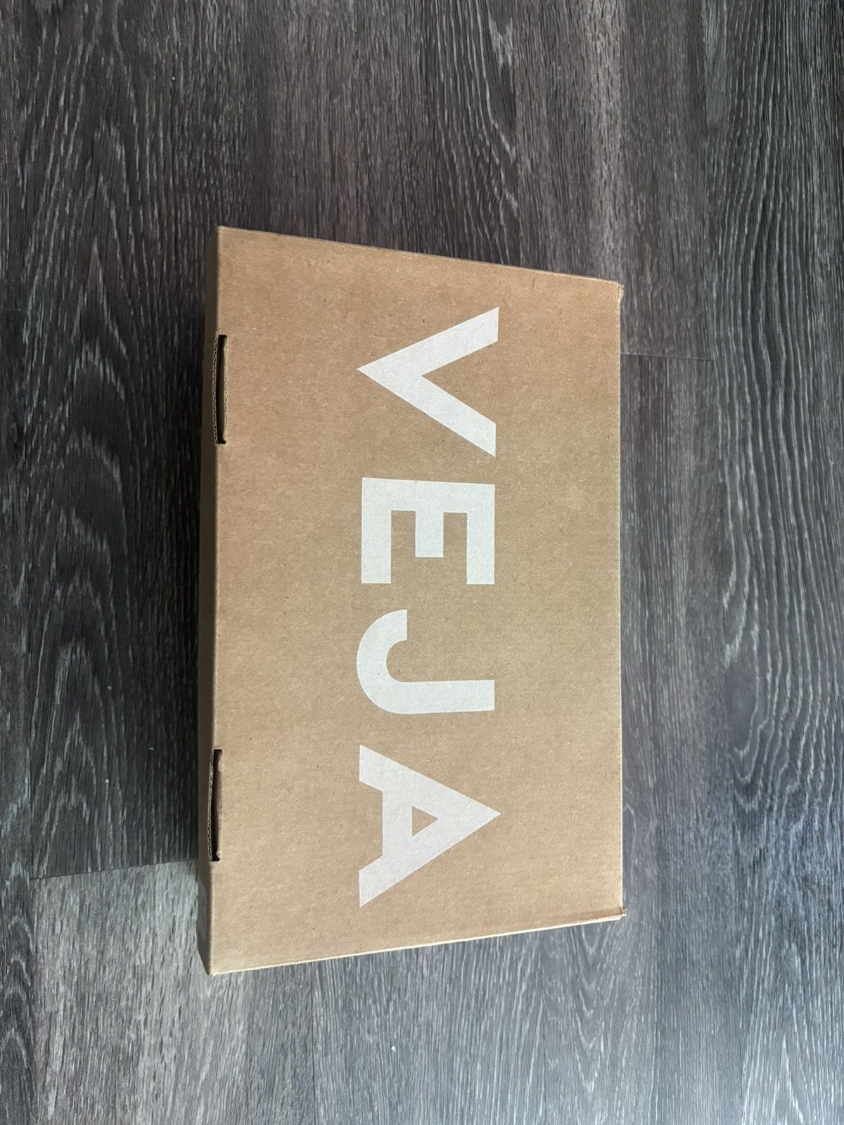Veja Veja V-10 Basketball Sneaker Size US 11 / EU 44 - 7 Thumbnail