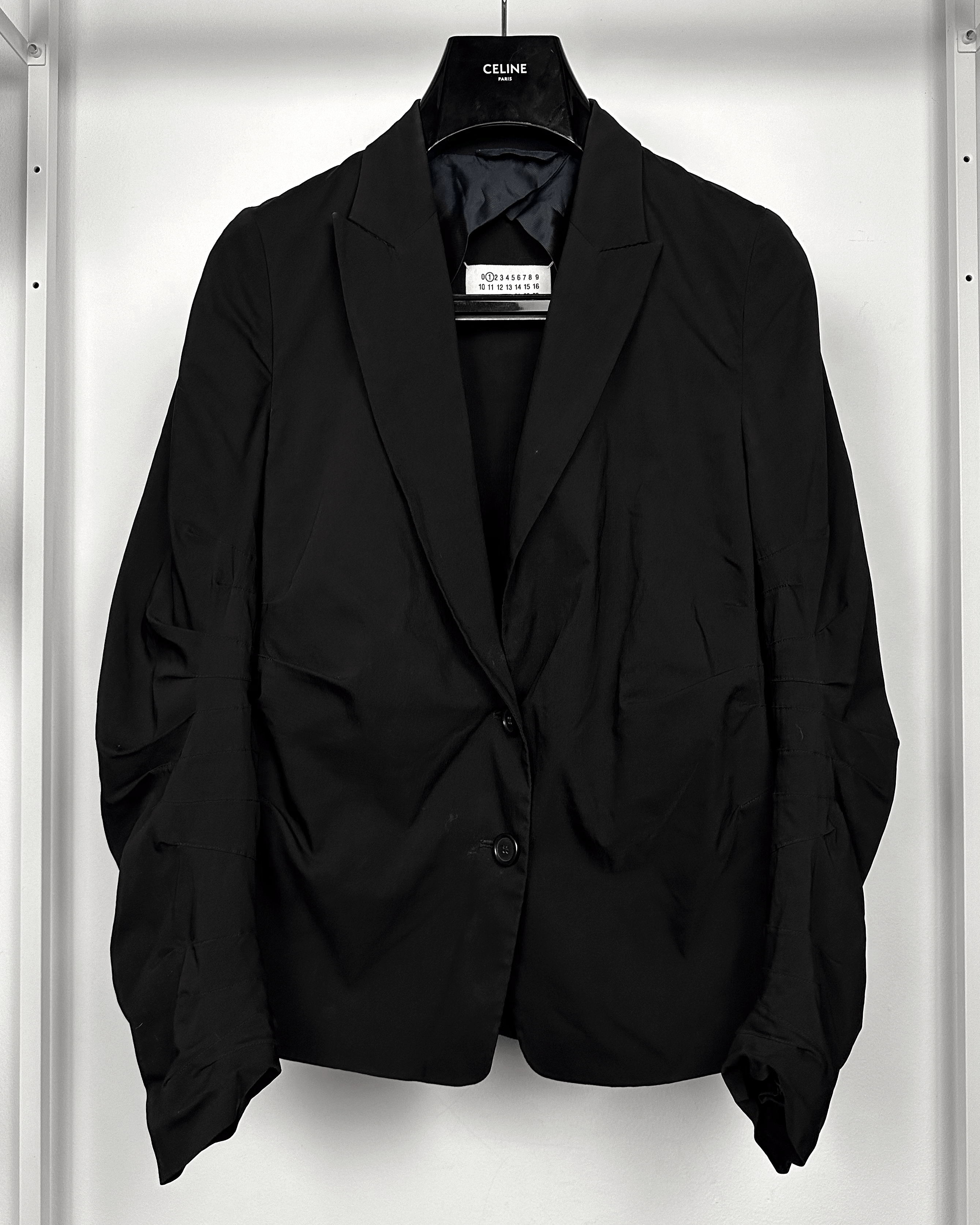Maison Margiela Maison Margiela Archive Twisted Sleeves Blazer Size US S / EU 44-46 / 1 - 3 Thumbnail
