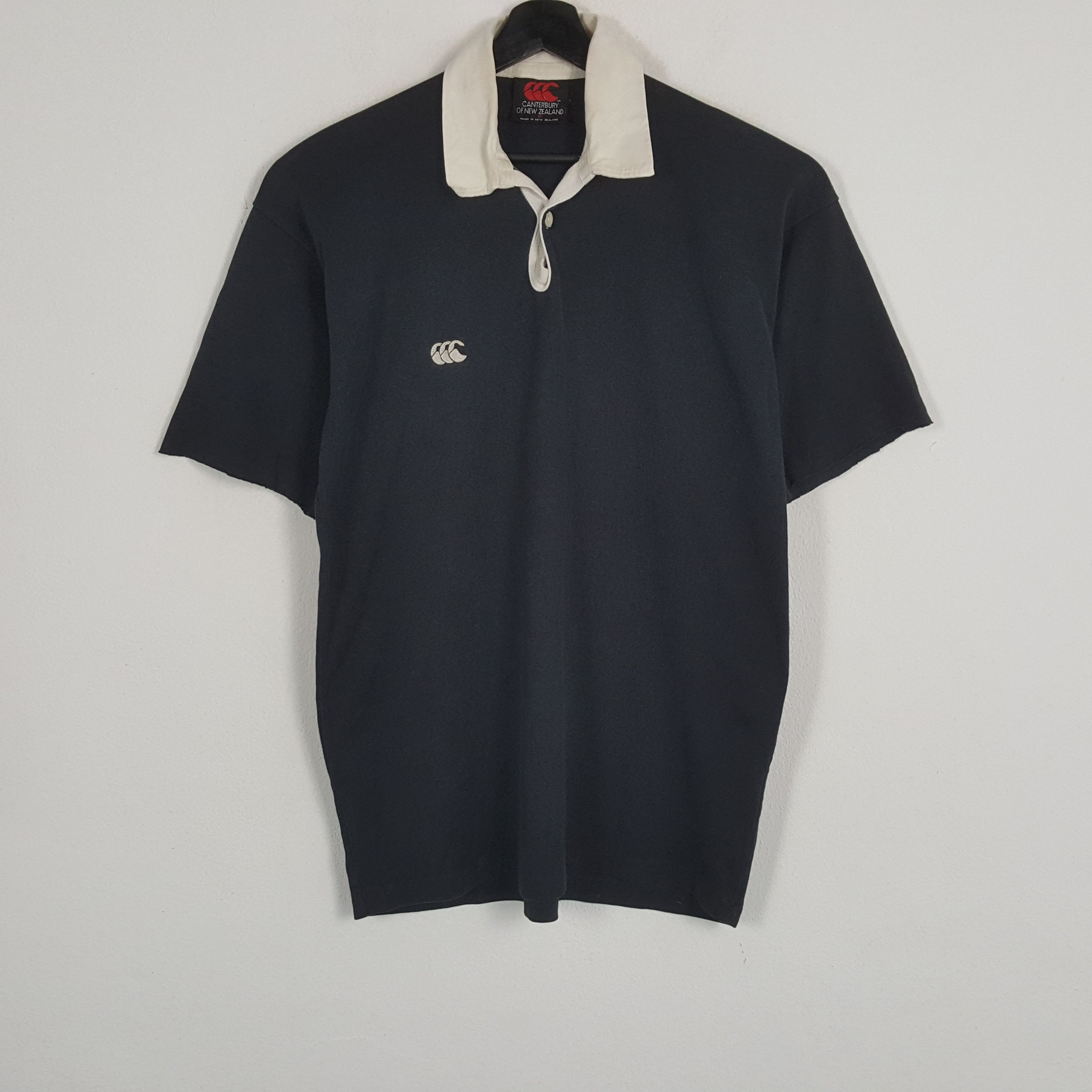 Canterbury of New Zealand × Vintage CANTERBURRY OF NEW ZEALAND Logo Design Polos Rugby Style Size US M / EU 48-50 / 2 - 1 Thumbnail