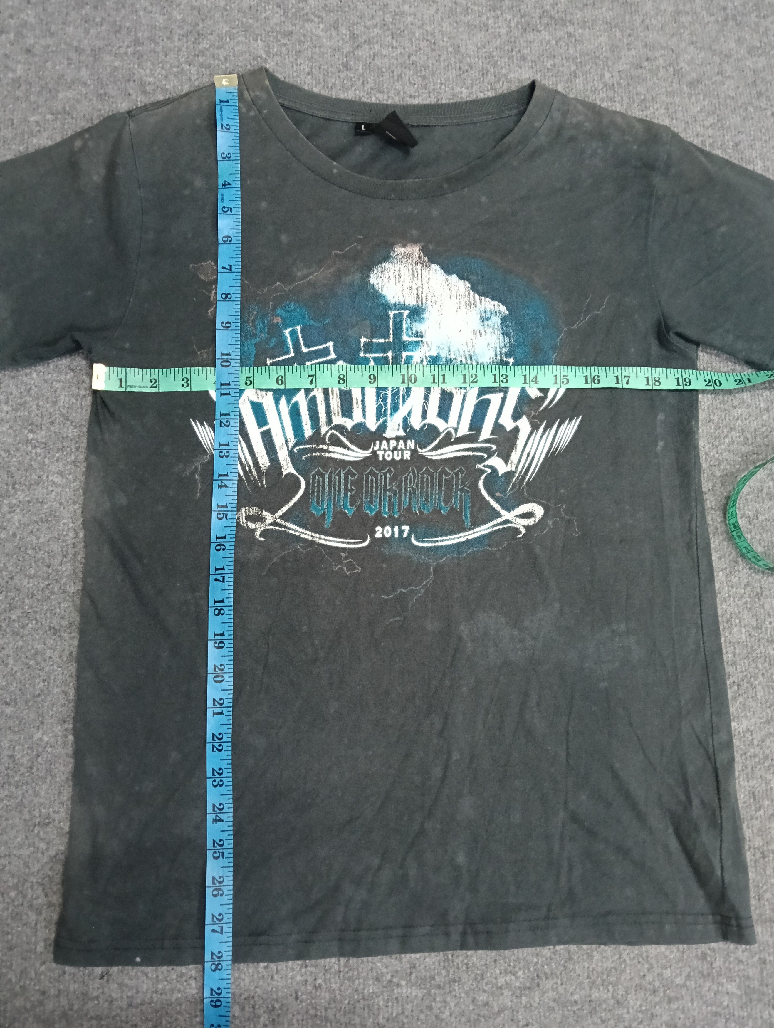 Band Tees × Japanese Brand One ok rock ambition Japan tour 2017 faded black. Size US L / EU 52-54 / 3 - 3 Thumbnail