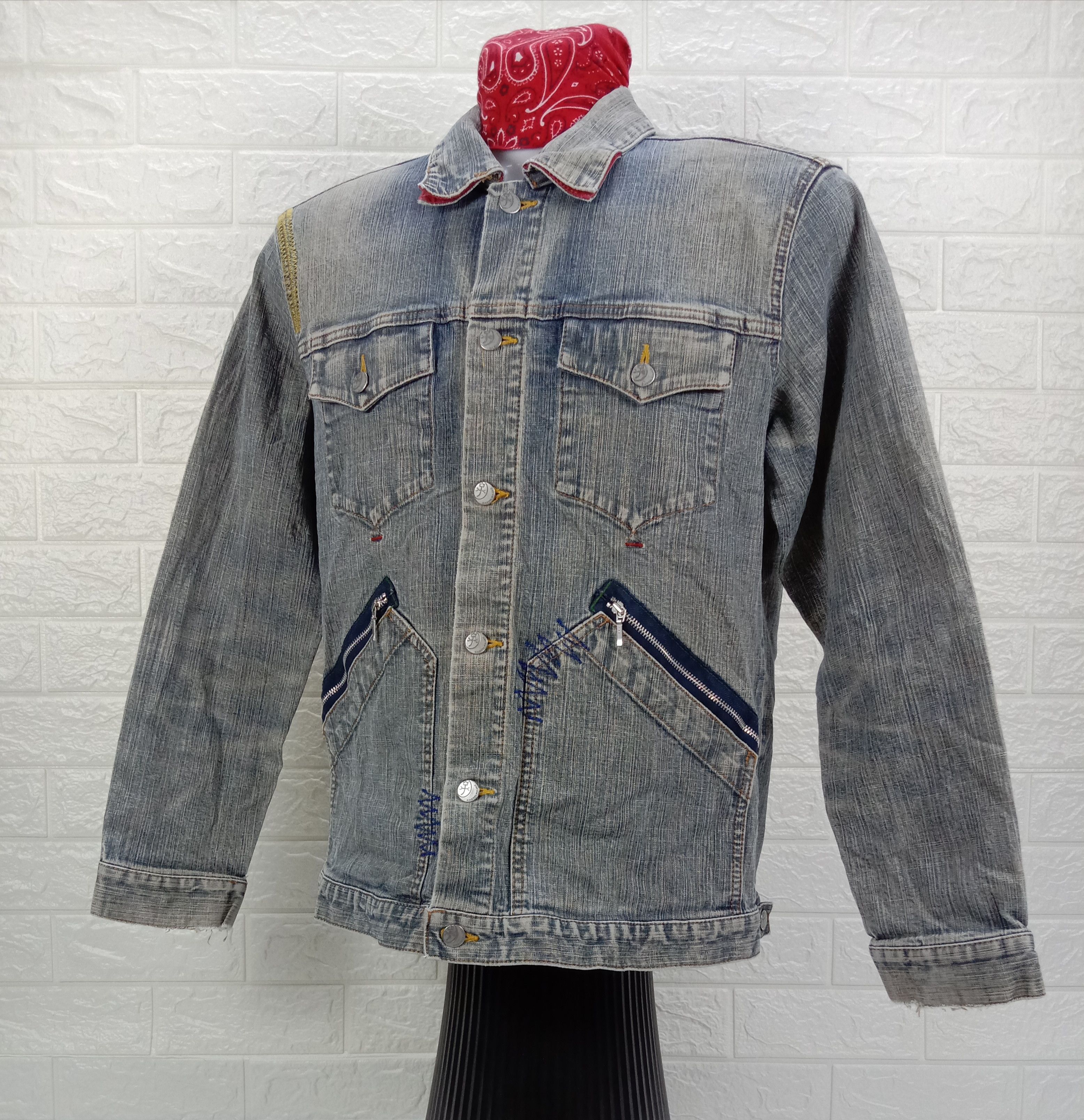 Jean Charles De Castelbajac Vintage Castelbajac Rusty Wash Denim Jacket Size US M / EU 48-50 / 2 - 2 Thumbnail