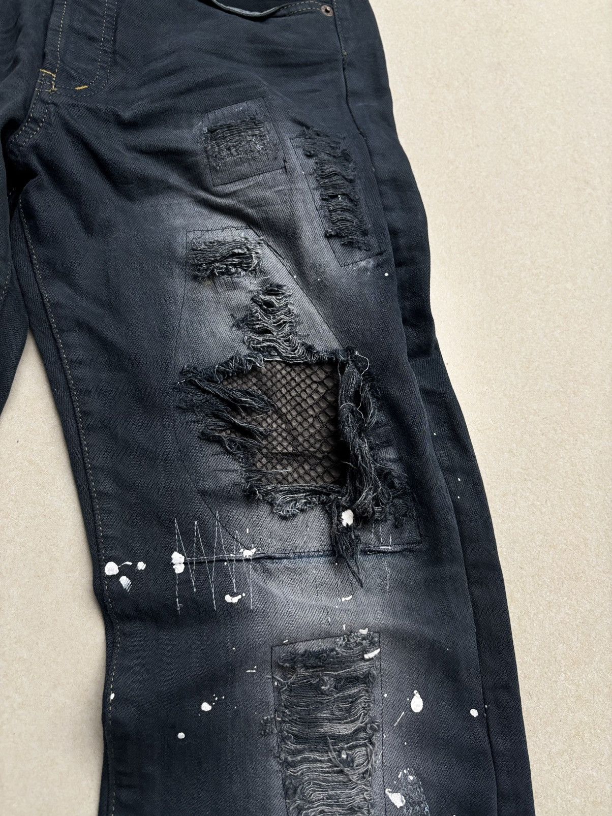 Japanese Brand TAKEO KIKUCHI distressed flare jeans Size US 28 / EU 44 - 3 Thumbnail