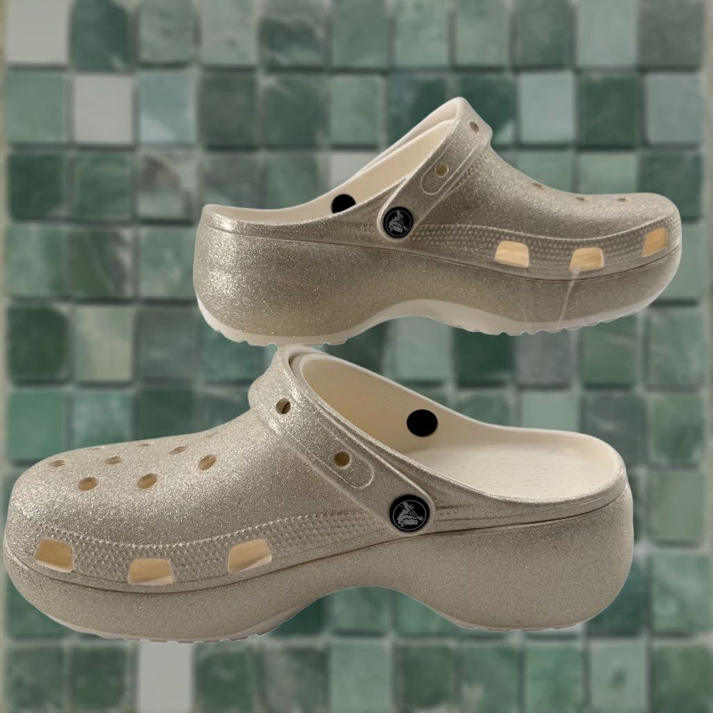 Crocs Crocs Classic Platform Glitter Clog Womens 11 Gold Champagne Platform Slip On Casual Shoes Size US 11 / IT 41 - 1 Thumbnail
