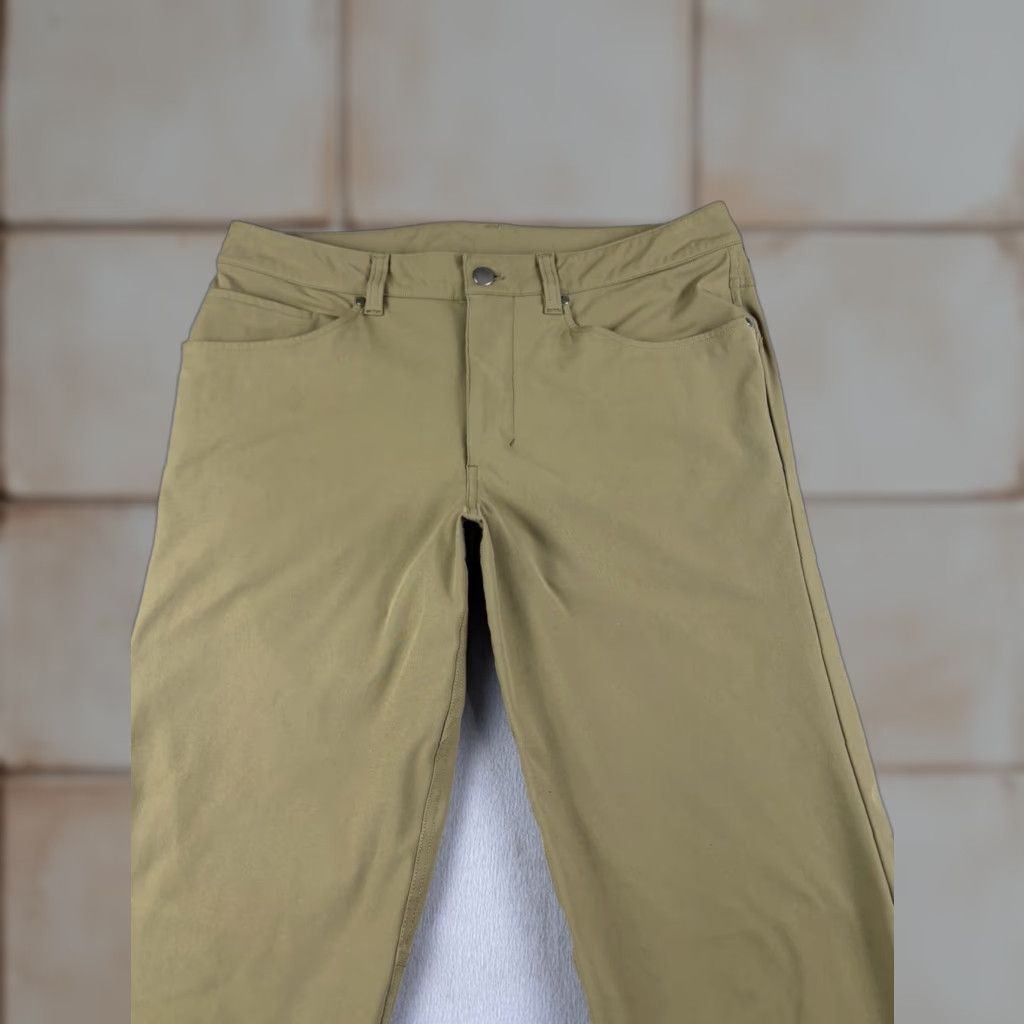 Lululemon Lululemon Pants Slim Fit Mens 33x28 Brown Polyester Blend Chino Flat Front 32-28 Inseam Slim Leg Casual Travel 90s? Size US 33 - 1 Thumbnail