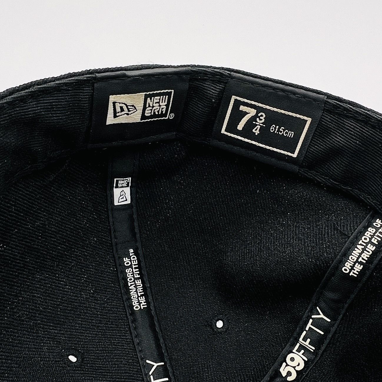 Kid Robot × New Era × Vintage Vintage Y2K KIDROBOT x New Era Fitted Hat - 7 3/4 Size ONE SIZE - 7 Thumbnail