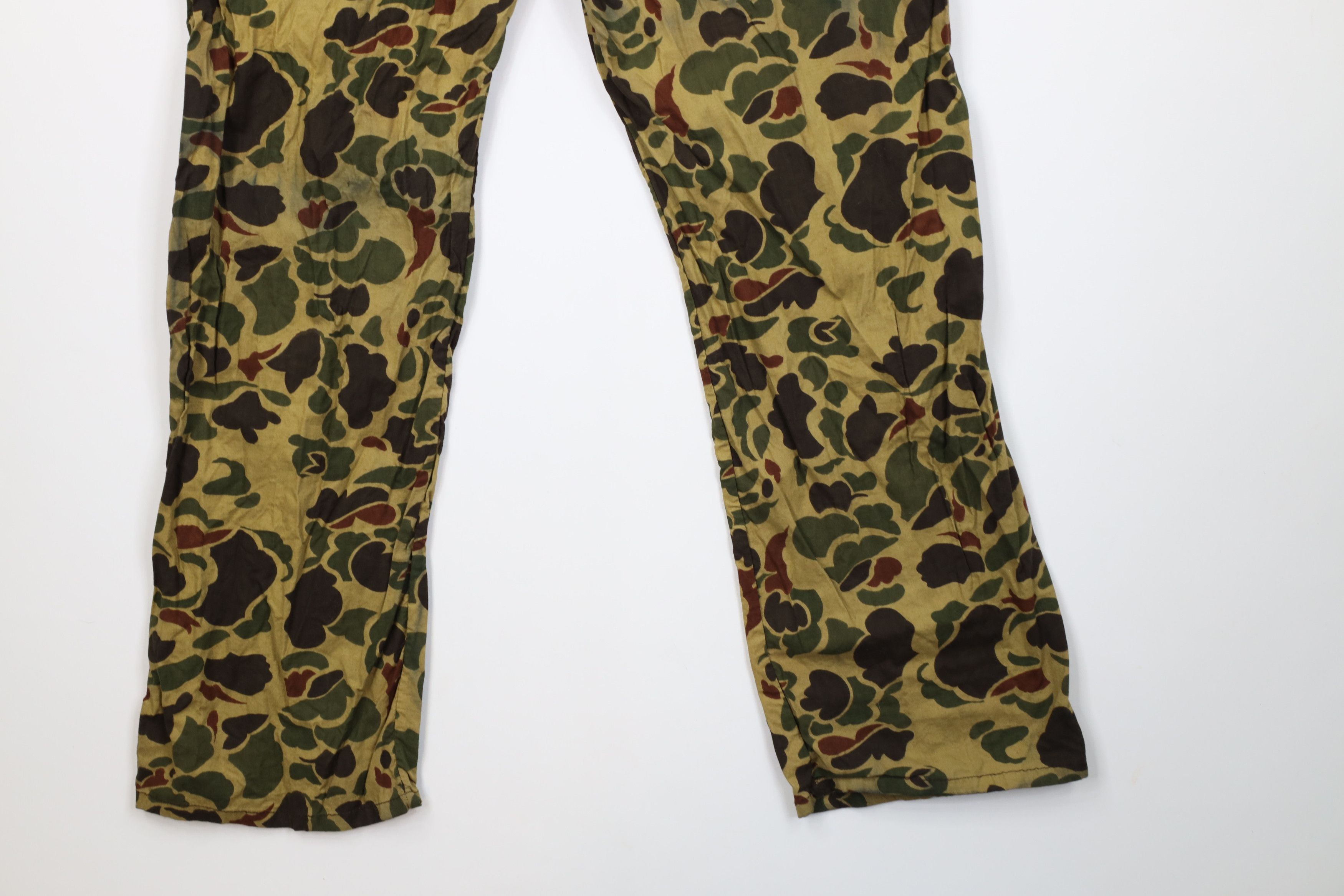 Vintage Vintage 70s Streetwear Frogskin Camouflage Wide Leg Pants Size US 36 / EU 52 - 14 Thumbnail