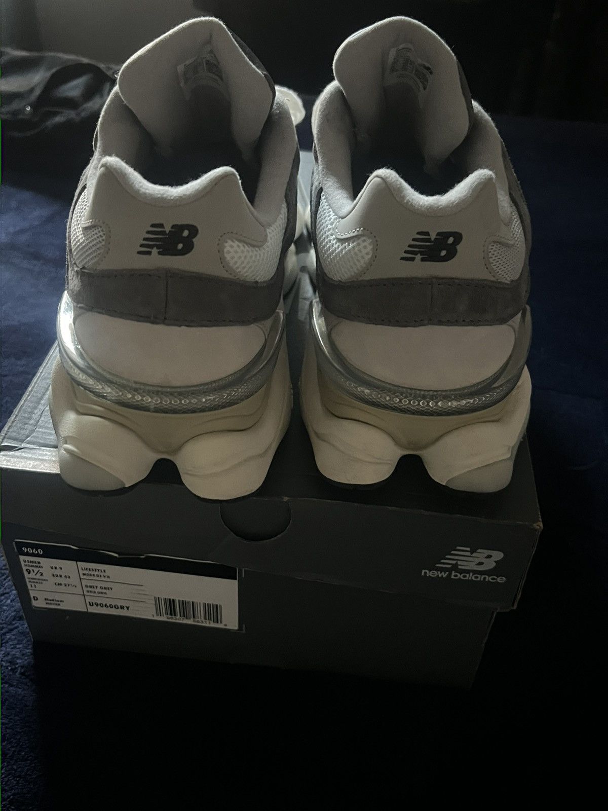 New Balance New Balance 9060 Size US 9.5 / EU 42-43 - 7 Thumbnail