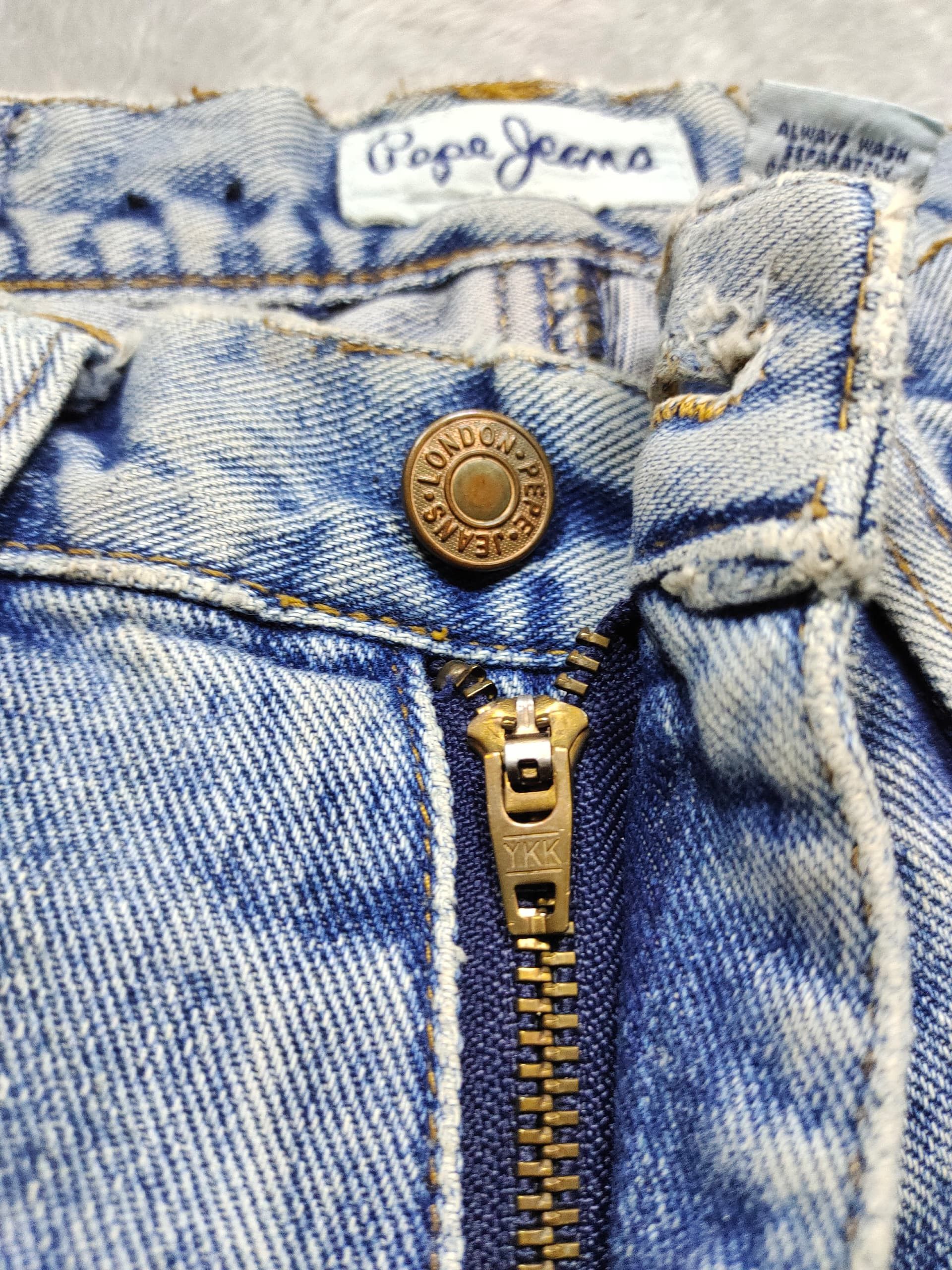 Pepe Jeans VINTAGE DISTRESSED PEPE JEANS LONDON BLUE DENIM JEANS Size US 30 / EU 46 - 11 Thumbnail