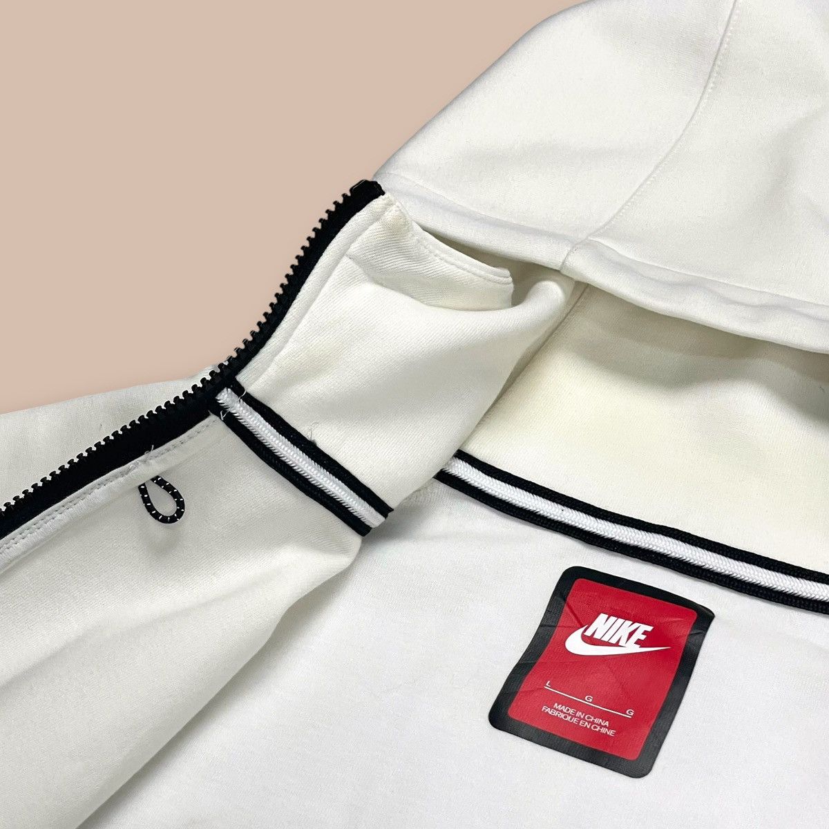 Nike Nike Tech Fleece Fade WHITE/VOLT Windrunner Hoodie Size US L / EU 52-54 / 3 - 15 Thumbnail