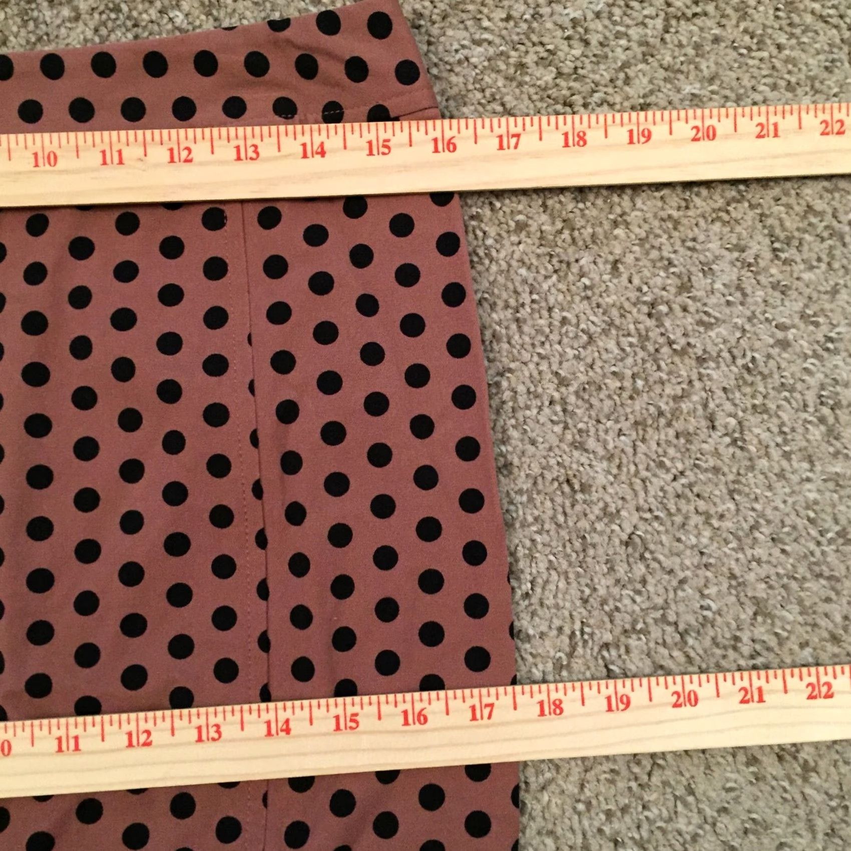 Loft LOFT Skirt Pencil Unlined 6 Pink Black Polka Dot Cotton Blend Knee Length Women Regular Straight & Style Gender: Womens End: Womens Size 28" / US 6 / IT 42 - 4 Thumbnail