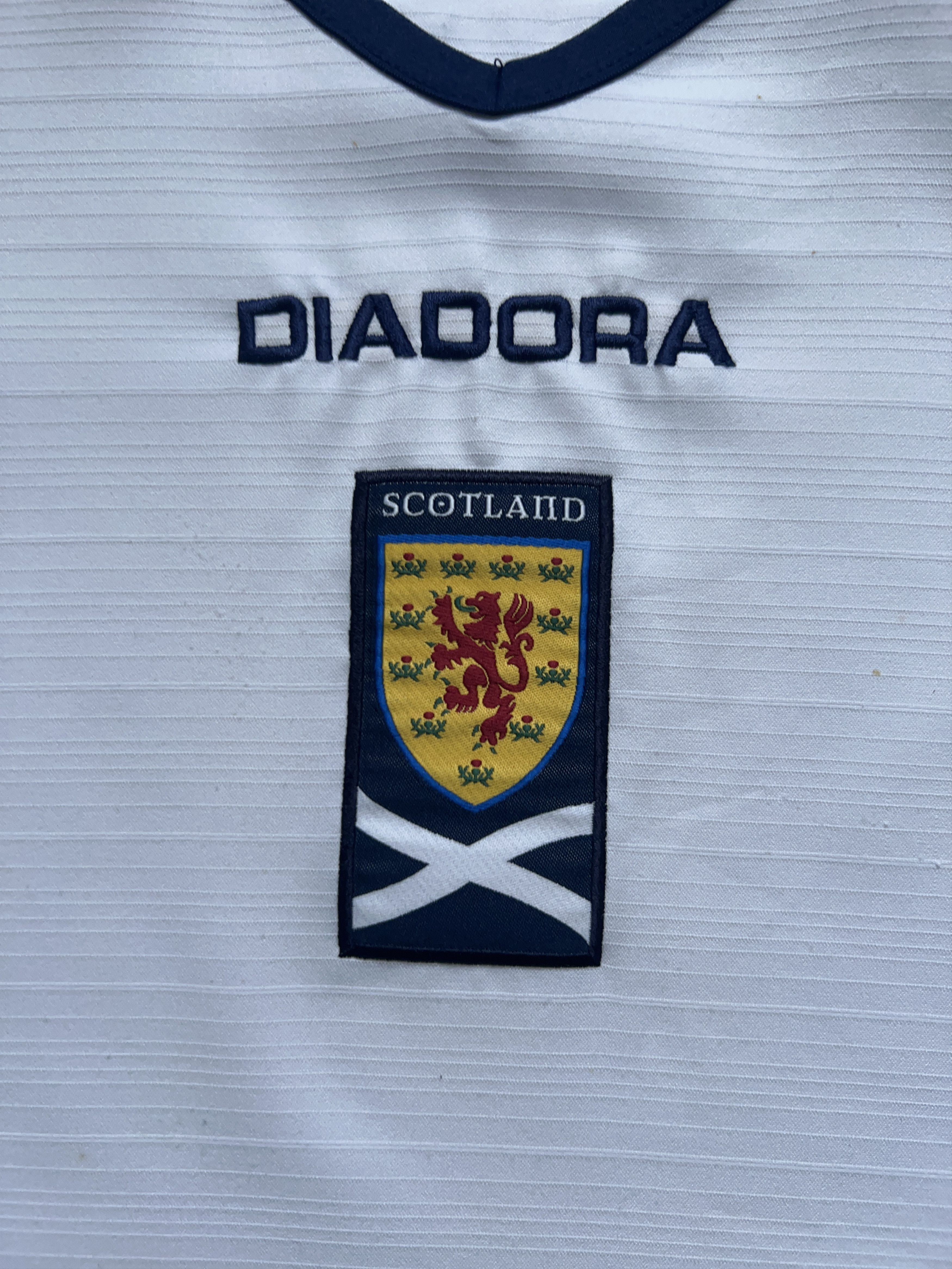 Vintage Diadora Scotland 2003 2004 Away Football Soccer Shirt Size US M / EU 48-50 / 2 - 3 Thumbnail