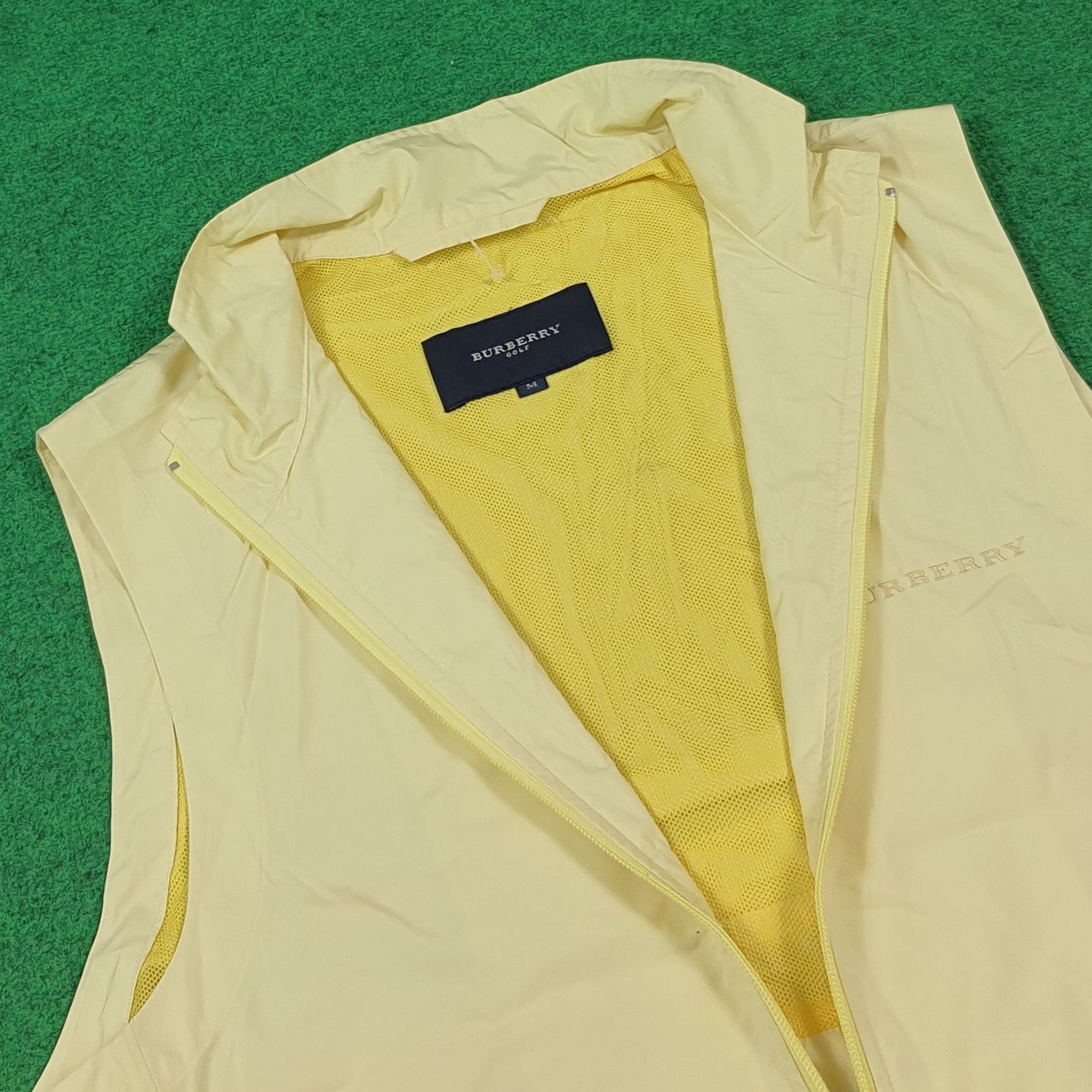 Burberry Vintage Burberry Golf Vest C285N52 Size US M / EU 48-50 / 2 - 7 Thumbnail