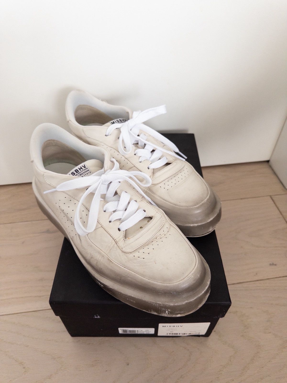 Misbhv Misbhv city sneaker in milk/black colour Size US 9.5 / EU 42-43 - 7 Thumbnail