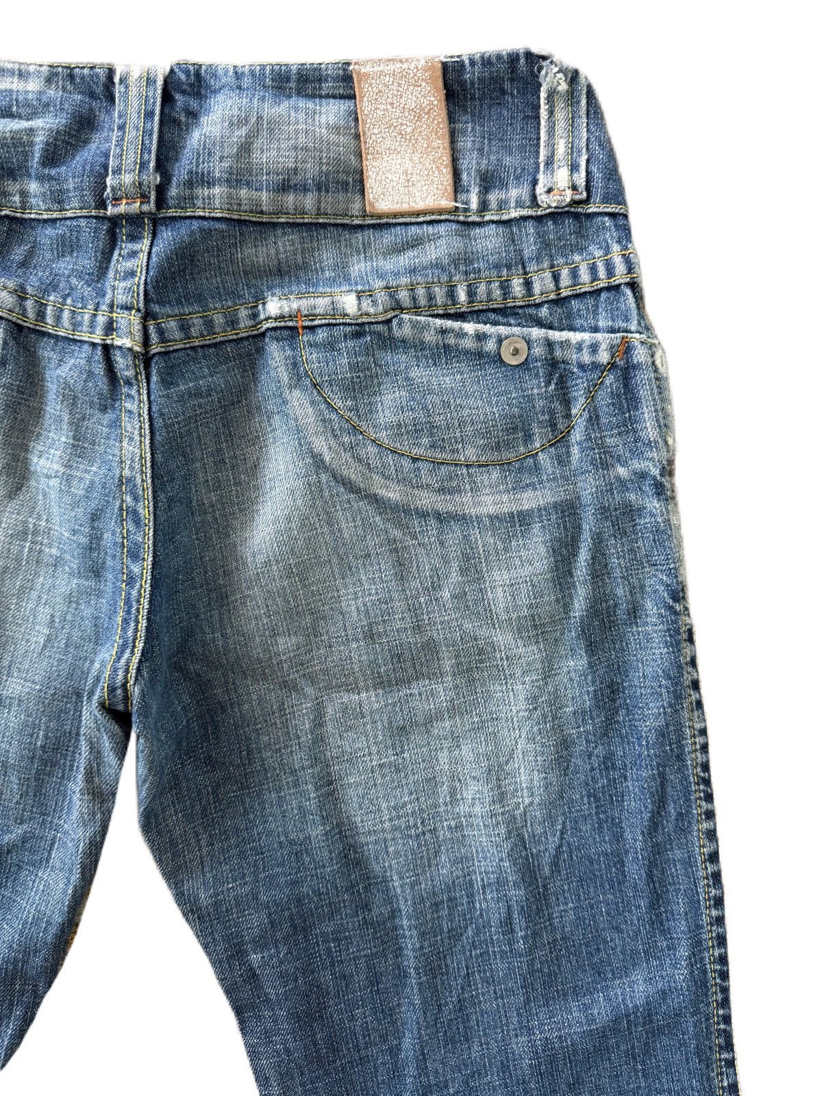 If Six Was Nine Super Flare Red Pepper Distress Denim Low Rise Size US 31 - 5 Thumbnail