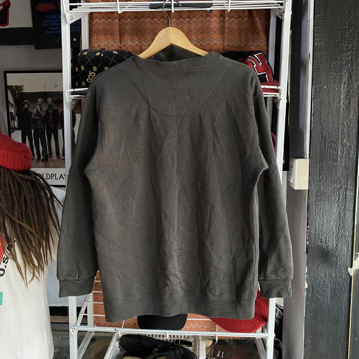 Pierre Balmain Vintage Pierre Balmain Paris Embroidered Sweatshirt Crewneck Size US L / EU 52-54 / 3 - 2 Thumbnail