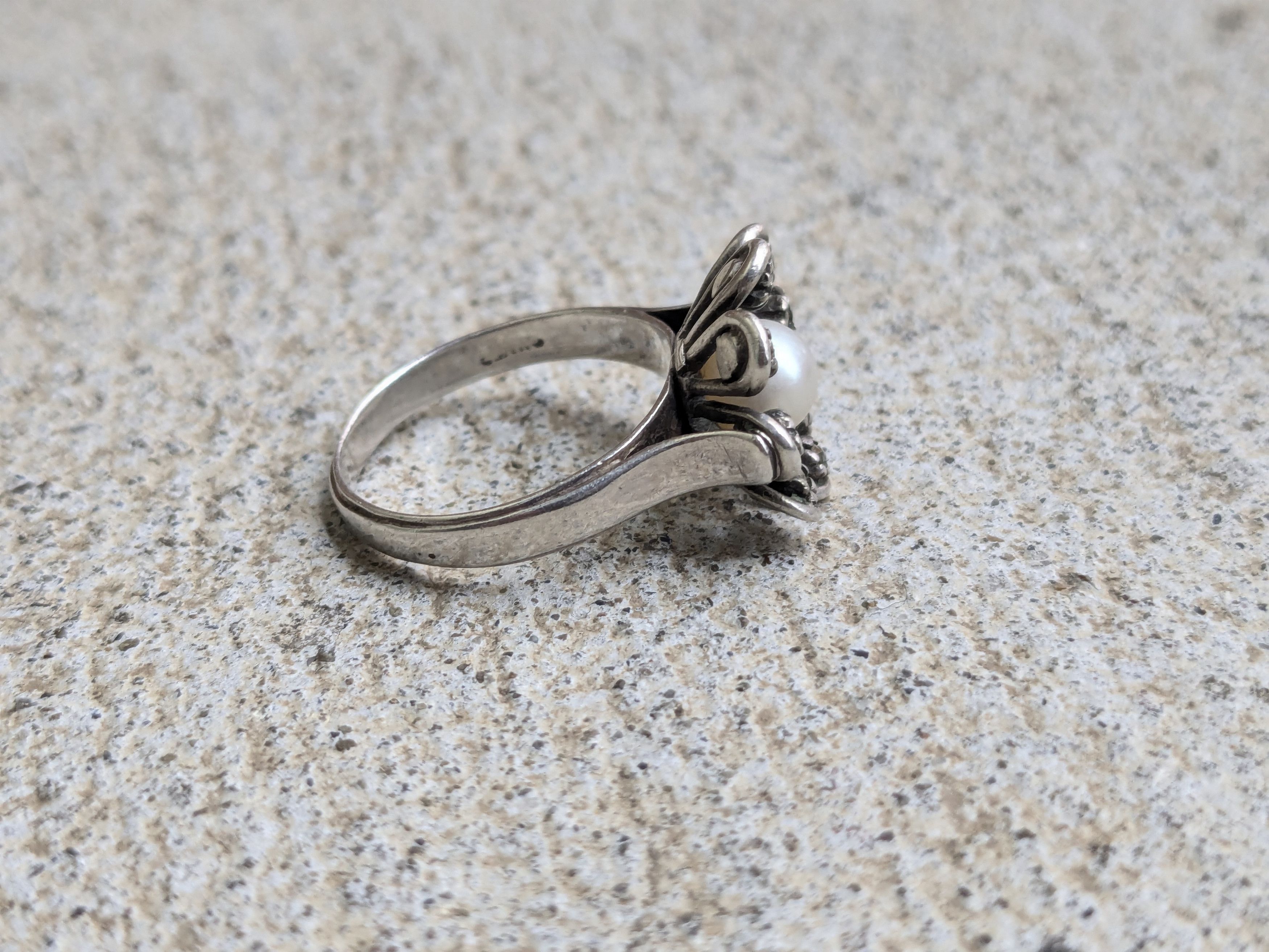 Jewelry Sterling Silver Ring Pearl Size 7.75 Flower Marcasite Size ONE SIZE - 2 Thumbnail