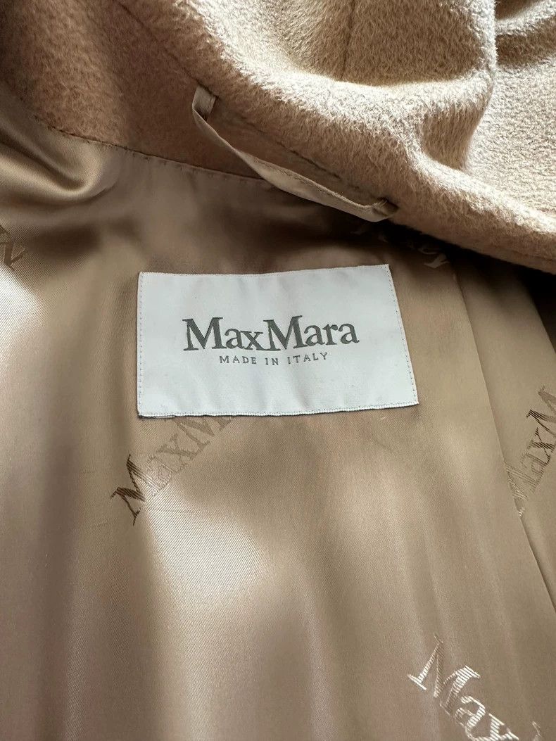 Max Mara Autumn and Winter Classic Hot Short Camel Hair Ho