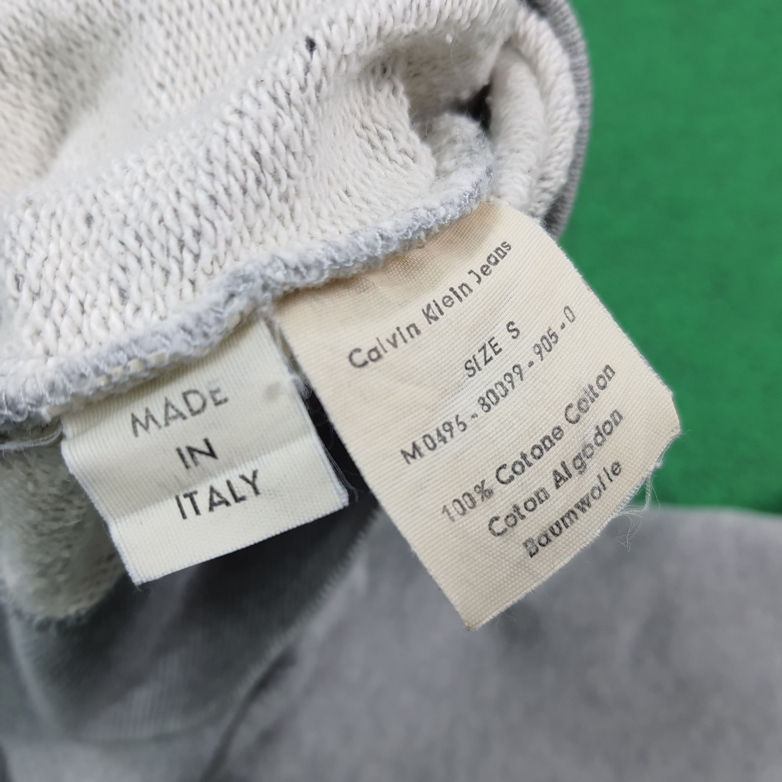 Calvin Klein Vintage Calvin Klein Sweatshirt Embroidery Logo C287N34 Size US M / EU 48-50 / 2 - 6 Thumbnail