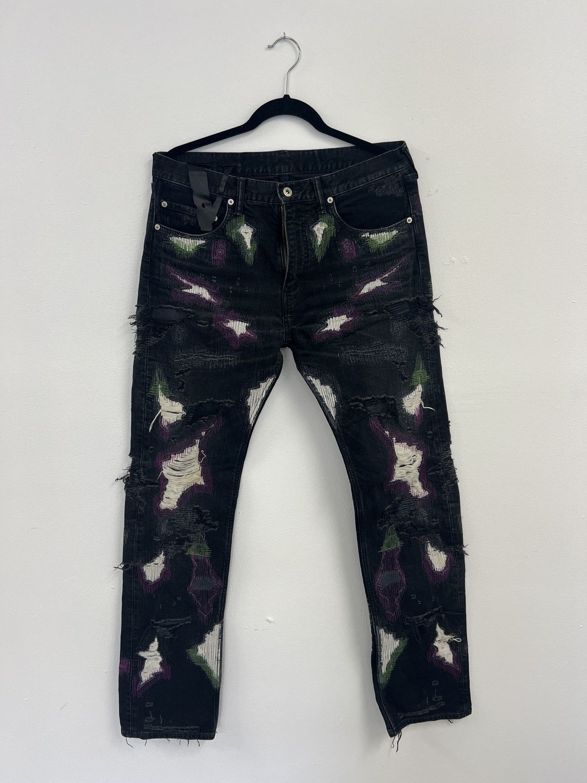 image of Vlone Never Worn Size L Scab Pants In The OG Color in Black, Men's